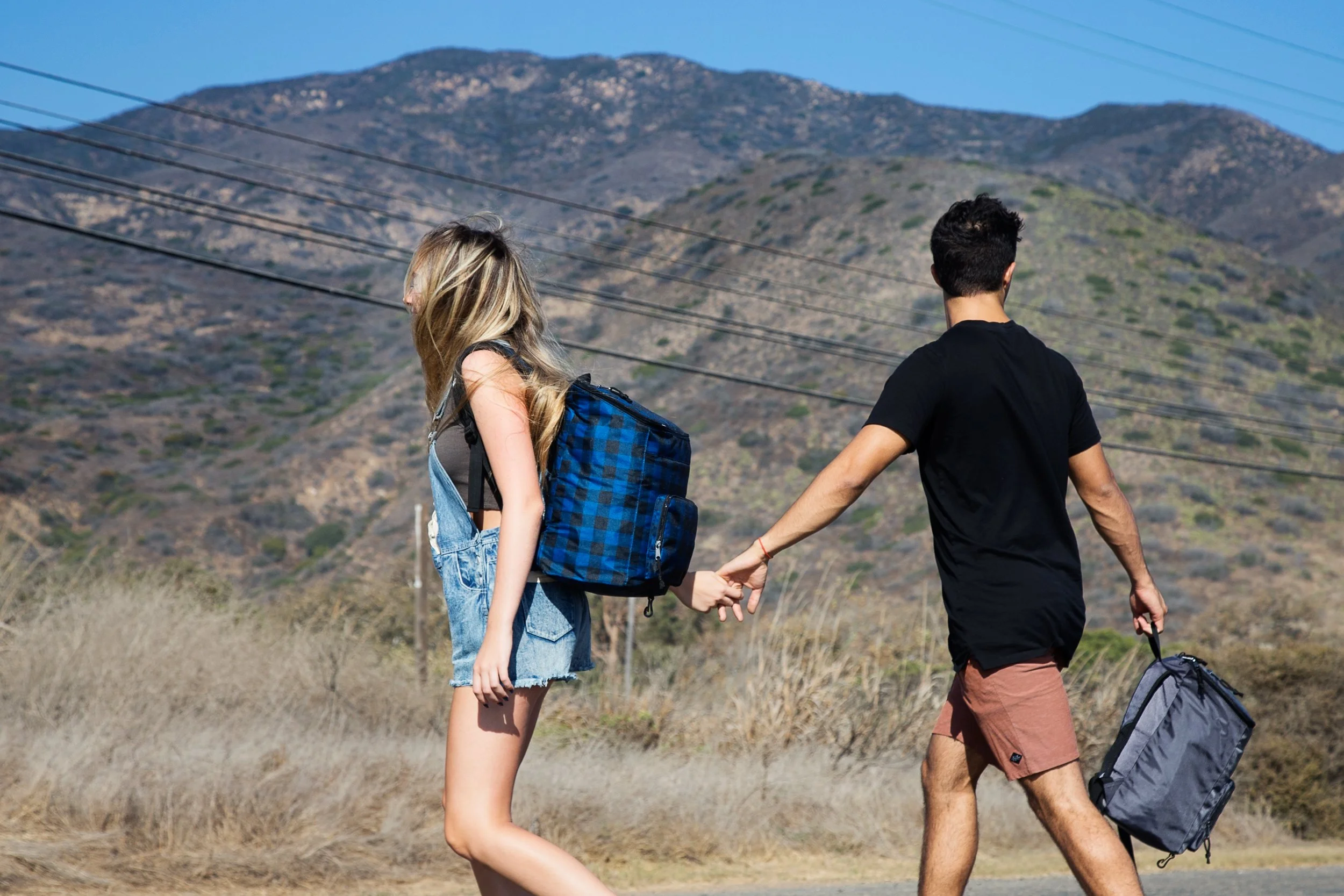 Can Cooler Backpacks Hires 1.jpg