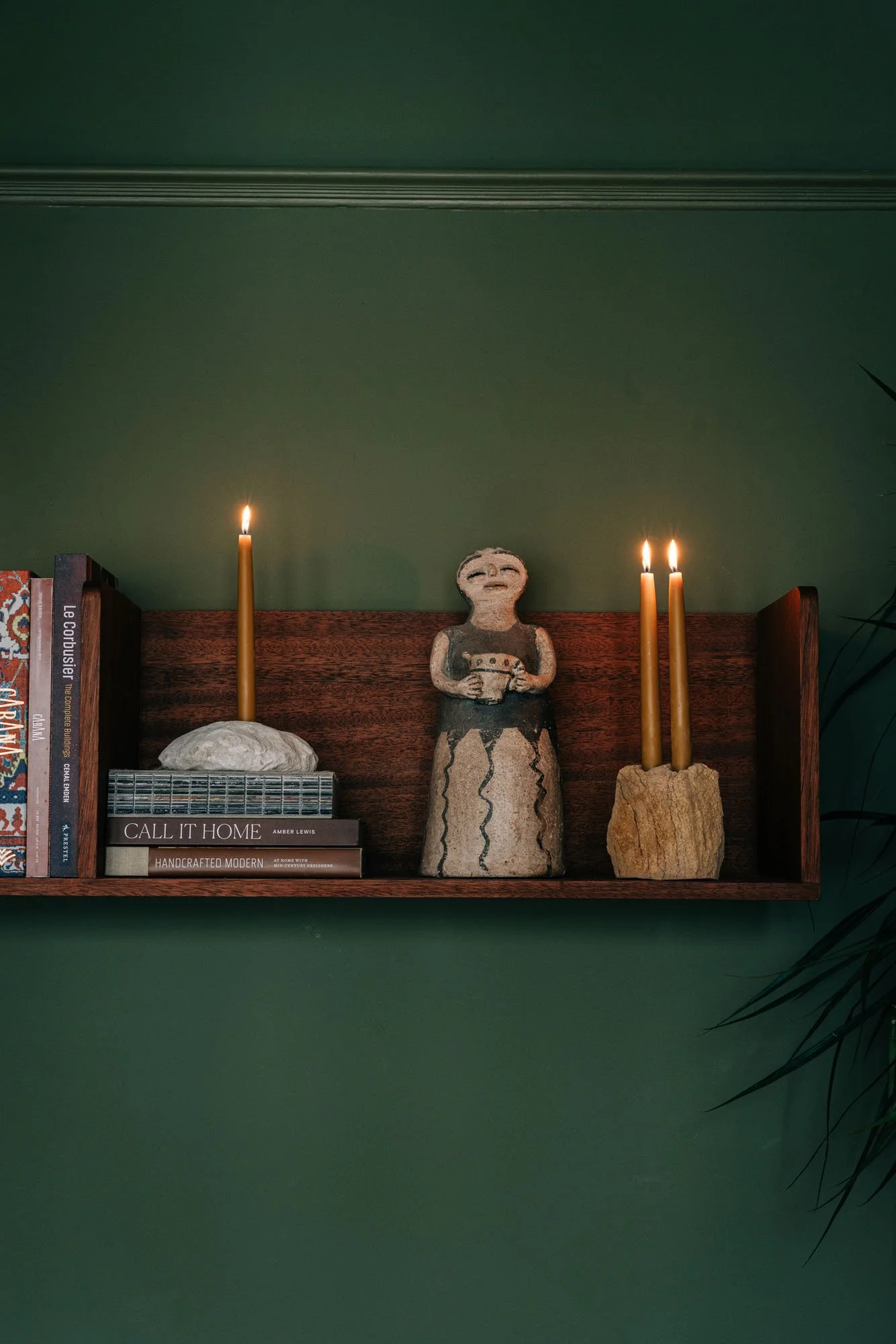 -LIFESTYLE AMBERLEY CANDLE HOLDERS 02.jpg