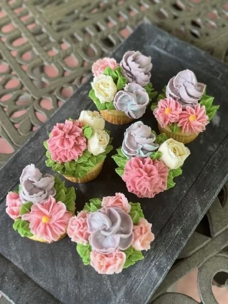Mother's Day cupcakes.jpg