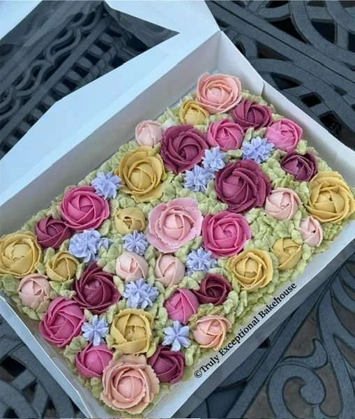 Floral sheet cake.jpg