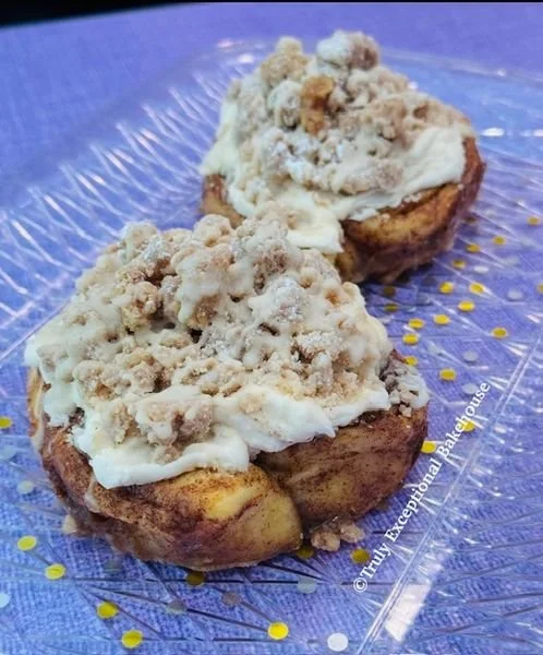 easter cinnabon crumb 1.jpg