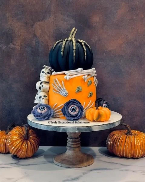 Halloween cake.jpg