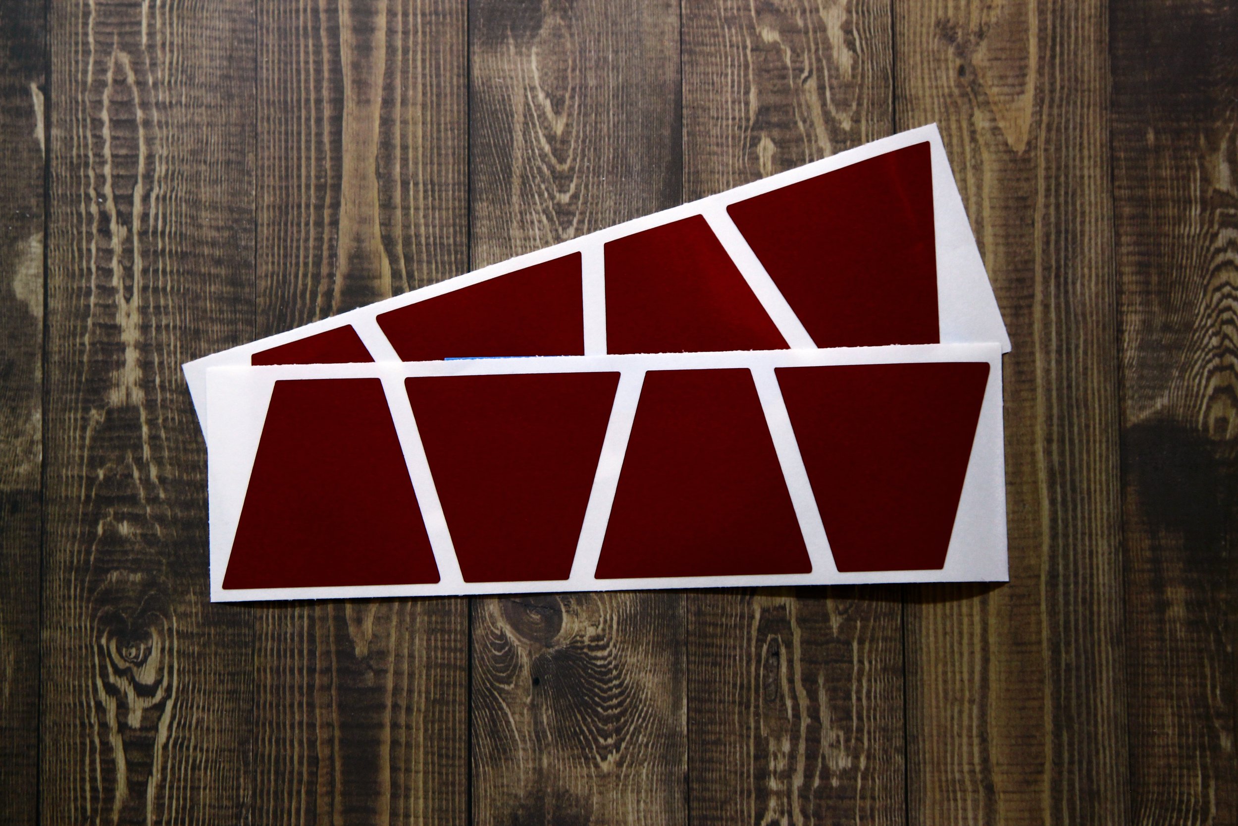Tets_Plain_Reflective_Red_Day_Adjusted.jpg