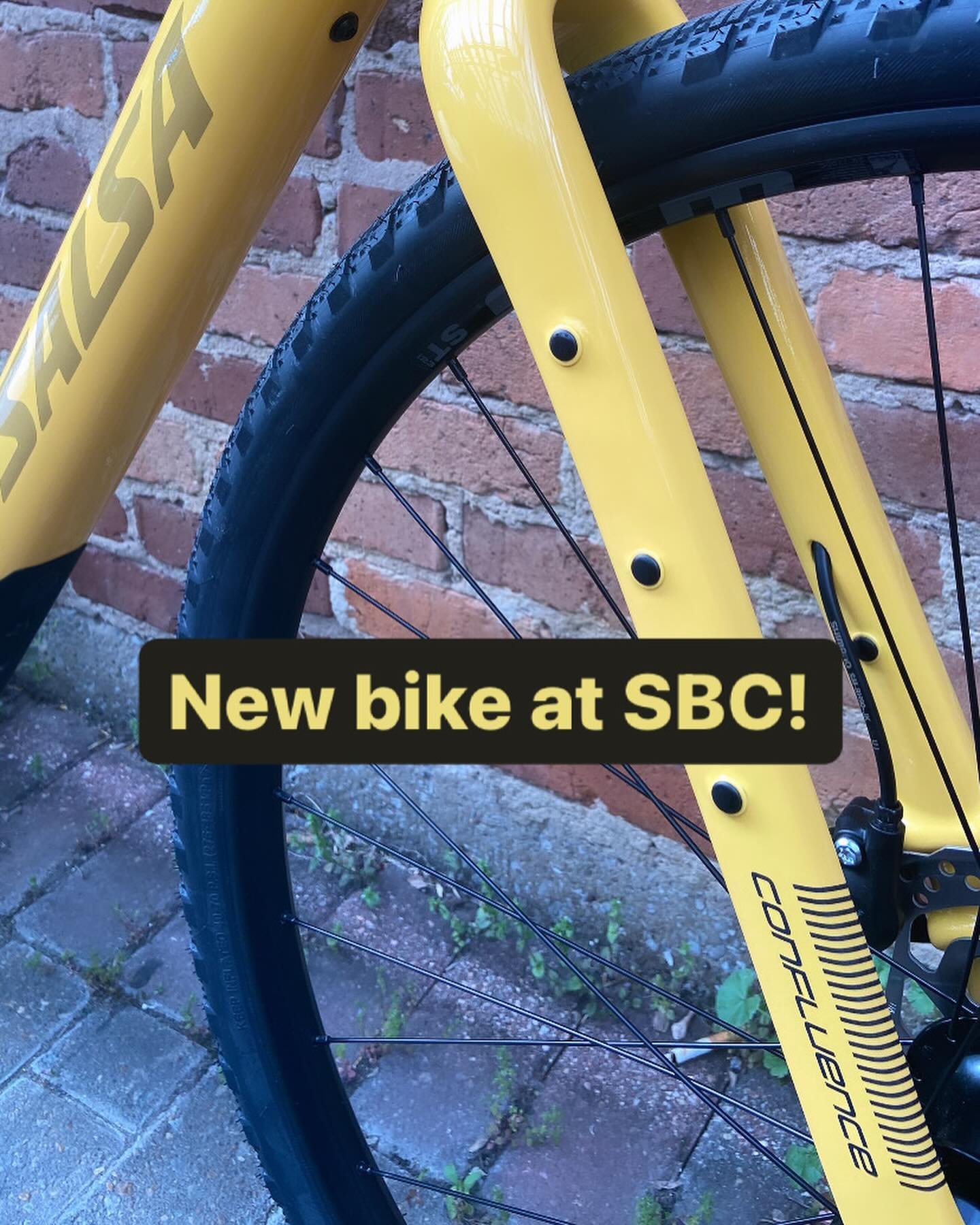 The new Salsa Confluence e-bike has landed. And what a hot Salsa color! Could have a sting to it! 🐝 
Come down to the shop and check it out!