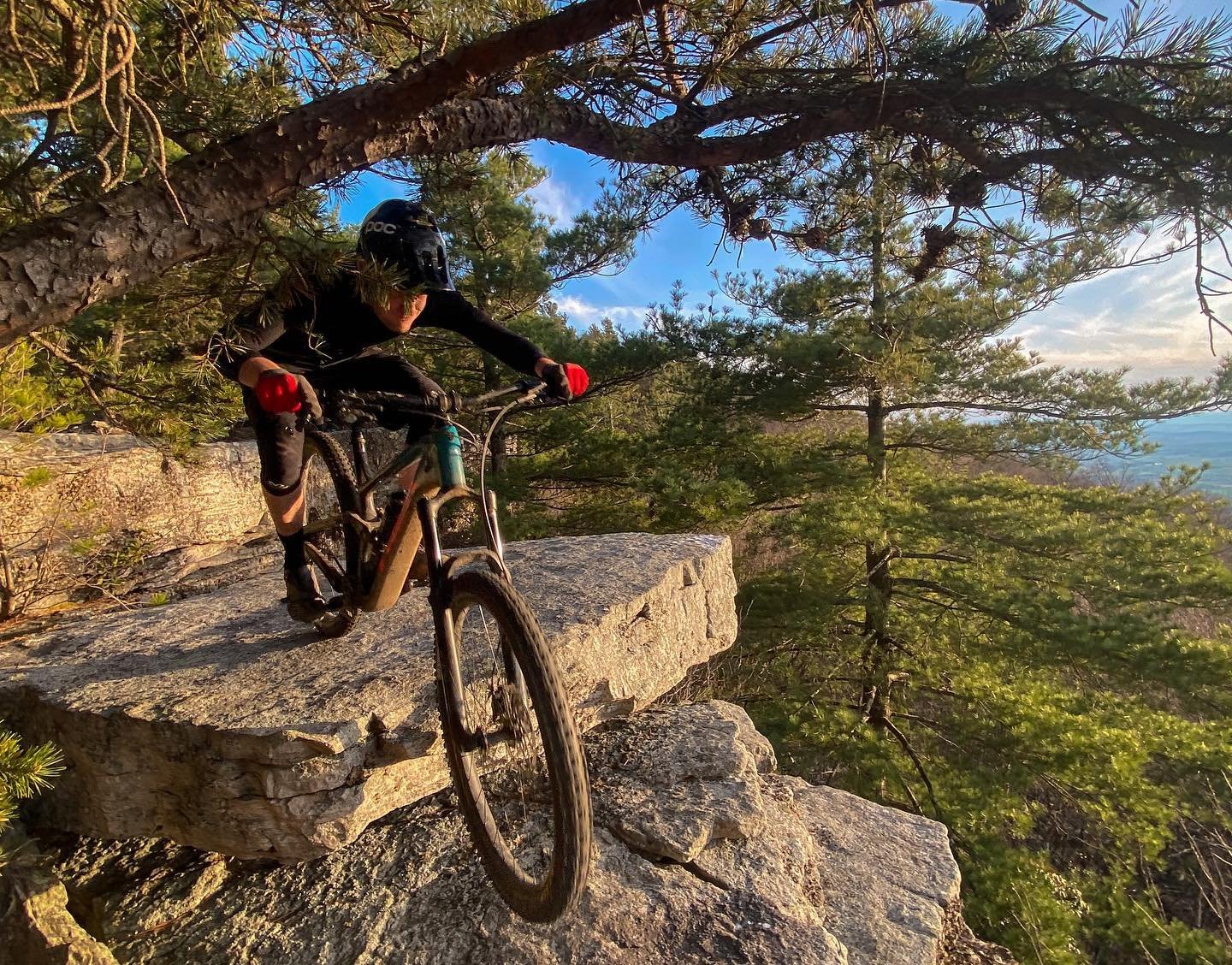 SBC&rsquo;s series of summer full moon rides will kick off with the Bird Knob loop. We will be meeting at the Wildflower Trailhead at 7pm next Thursday, May 23rd. This loop has some of the area&rsquo;s best technical riding and views, just a 30 minut