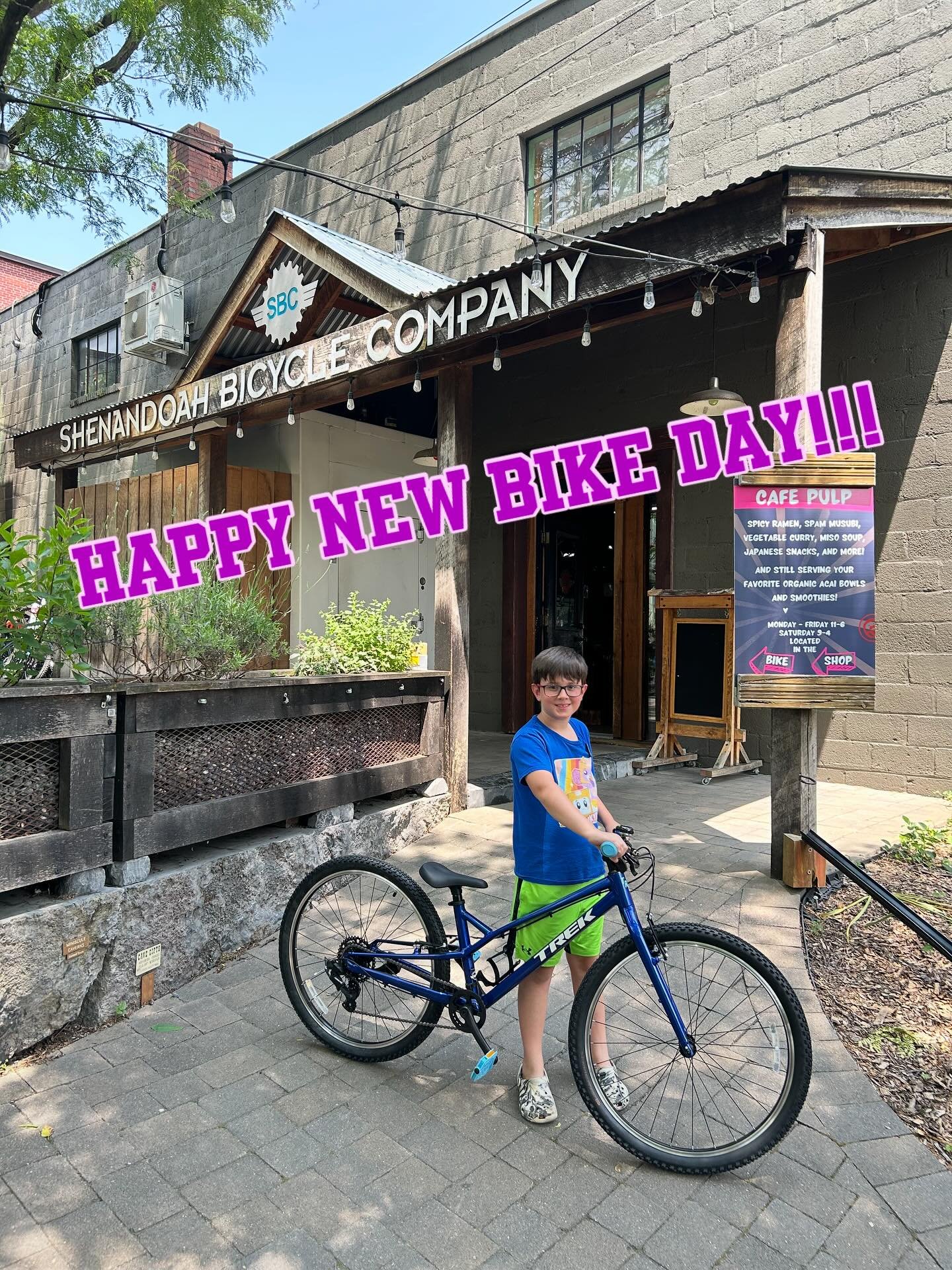 Happy new bike day for Luke! We&rsquo;re excited to see him ripping around on his new @trekbikes Wahoo Path! He already looks faster!!! #morekidsonbikes