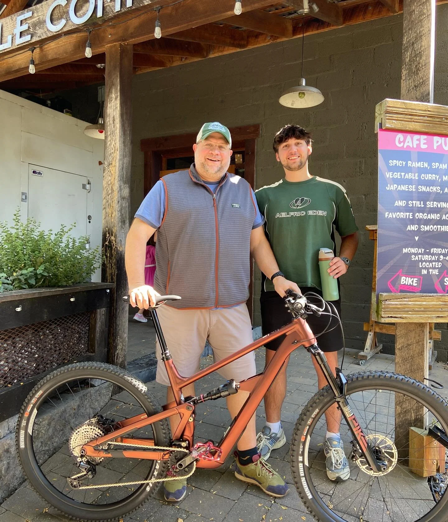New Bike Day for James! Rockin the Virginia trails on his new @ibiscycles Ripley AF!