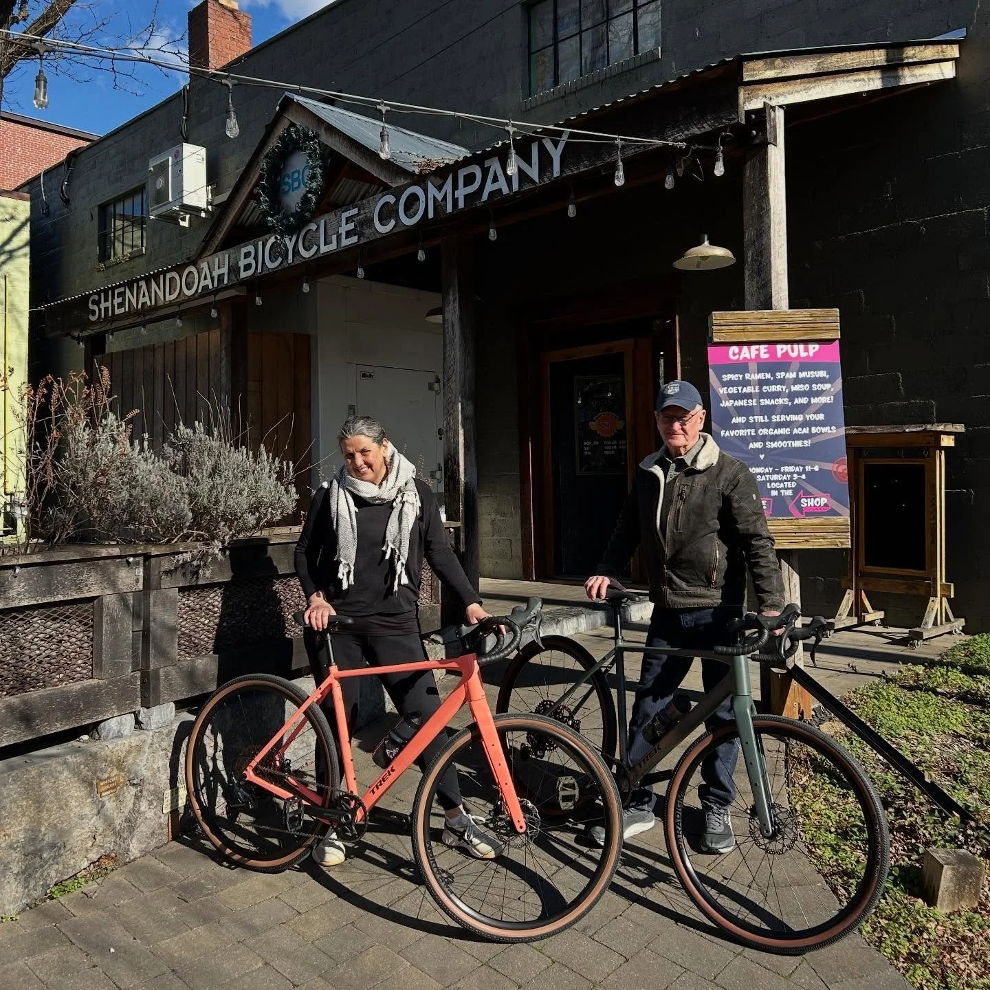 Happy New Bike Day to Dennis and Mariela! We&rsquo;re really excited for them to be out there flying on their @trekbikes Checkpoints!