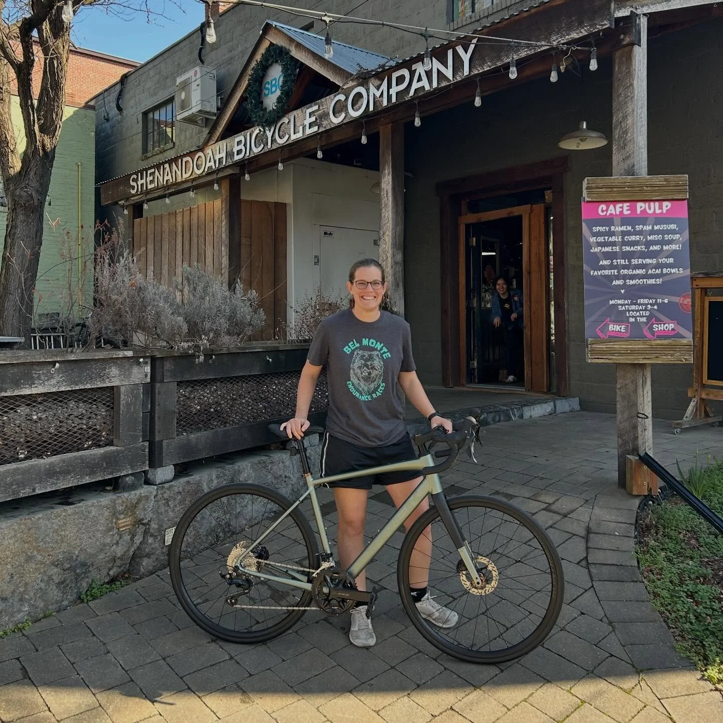 Congrats and HAPPY NEW BIKE DAY to Jacque!!! She&rsquo;s gonna be rolling around on her new @trekbikes Domane AL 5, enjoying the valley views! We&rsquo;re super excited to see her smiling face! #smiles4miles