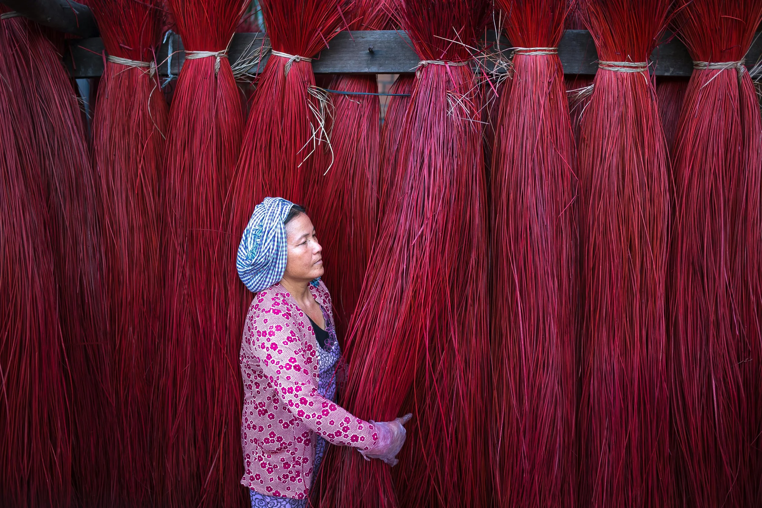 The Best Tools for Managing Color Consistency in Textile Production