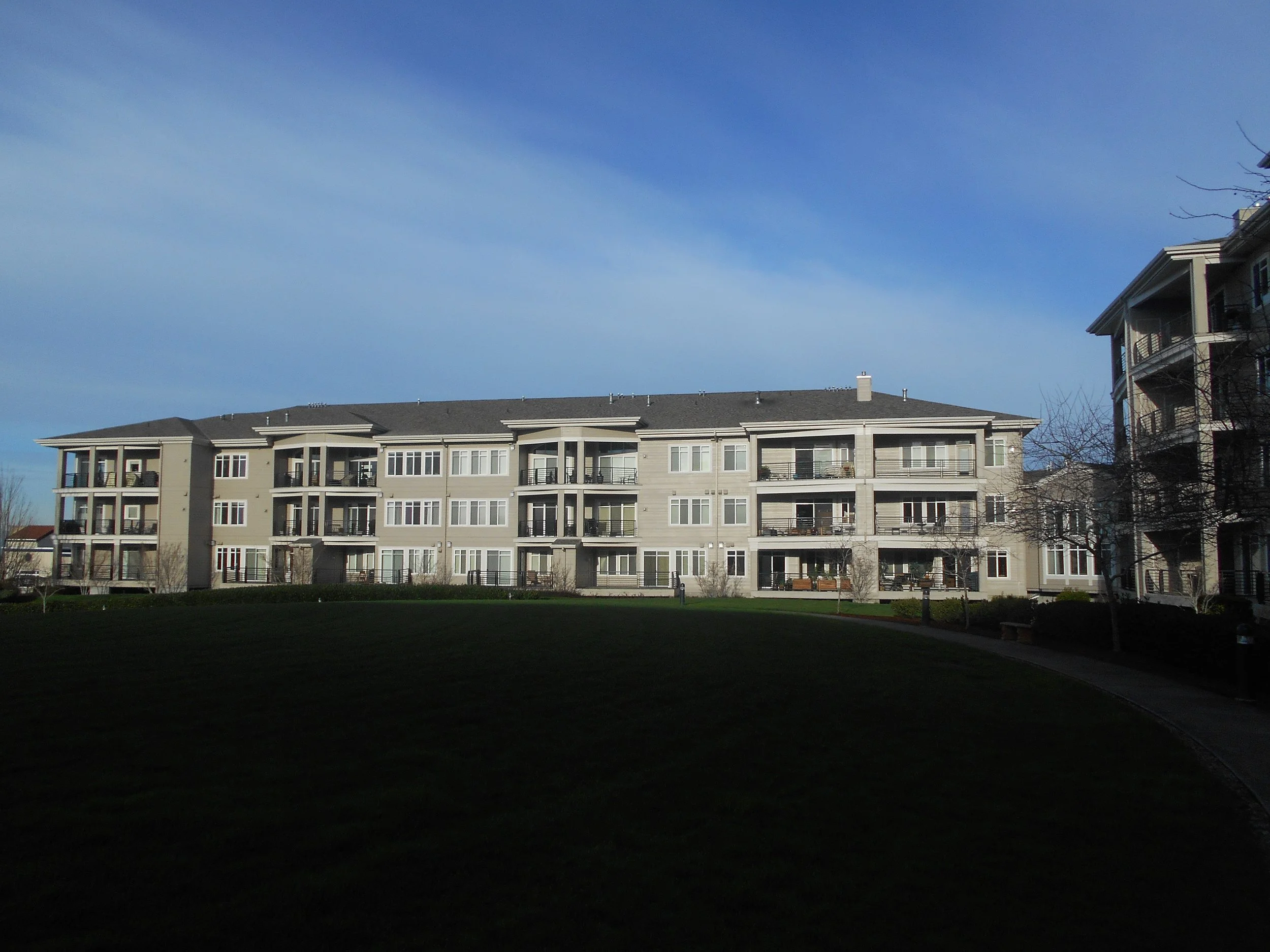 What Low VOC Paint Is and Why More Communities Are Choosing It?