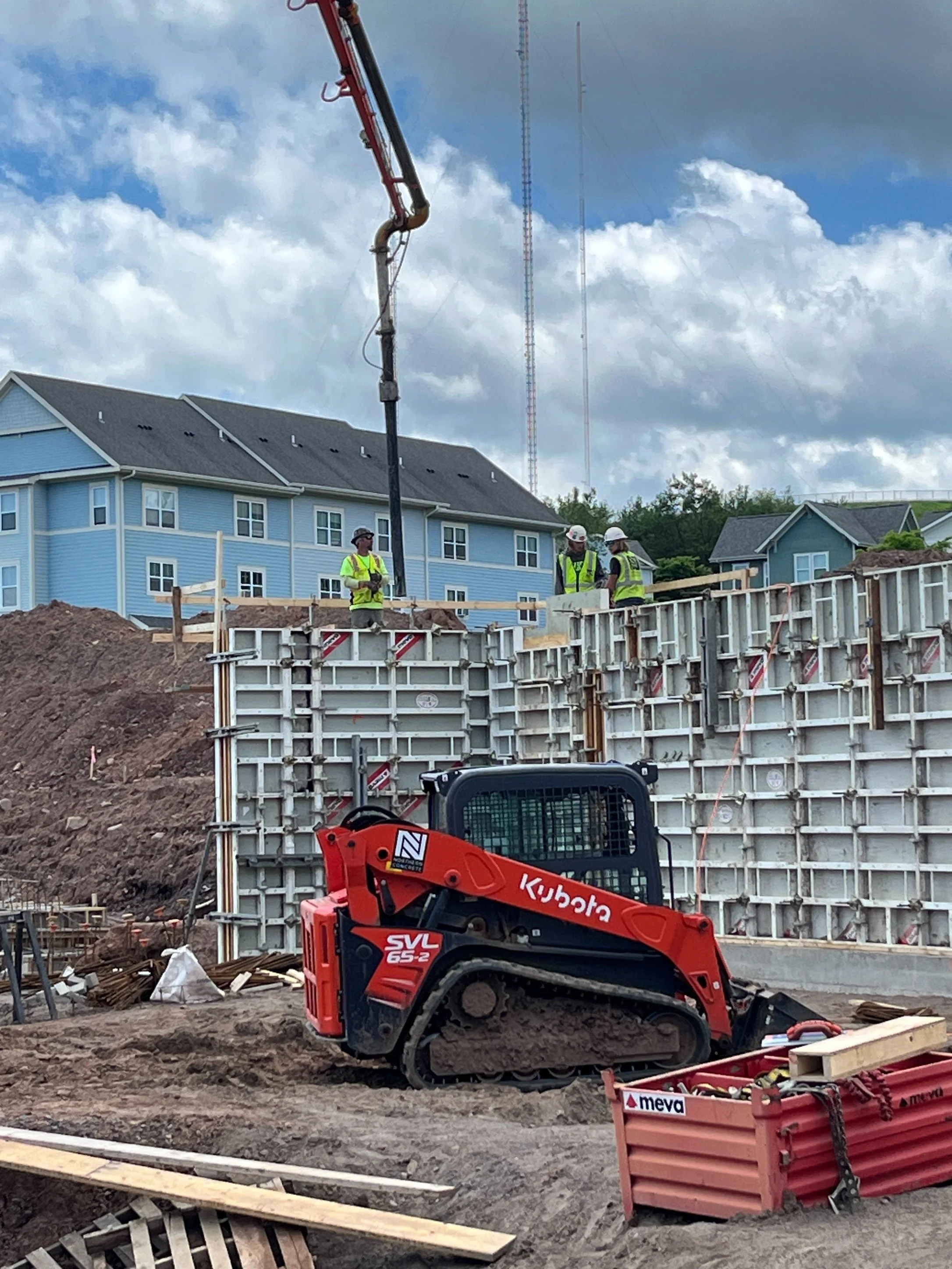 2025-06-01 22.09.05.jpg