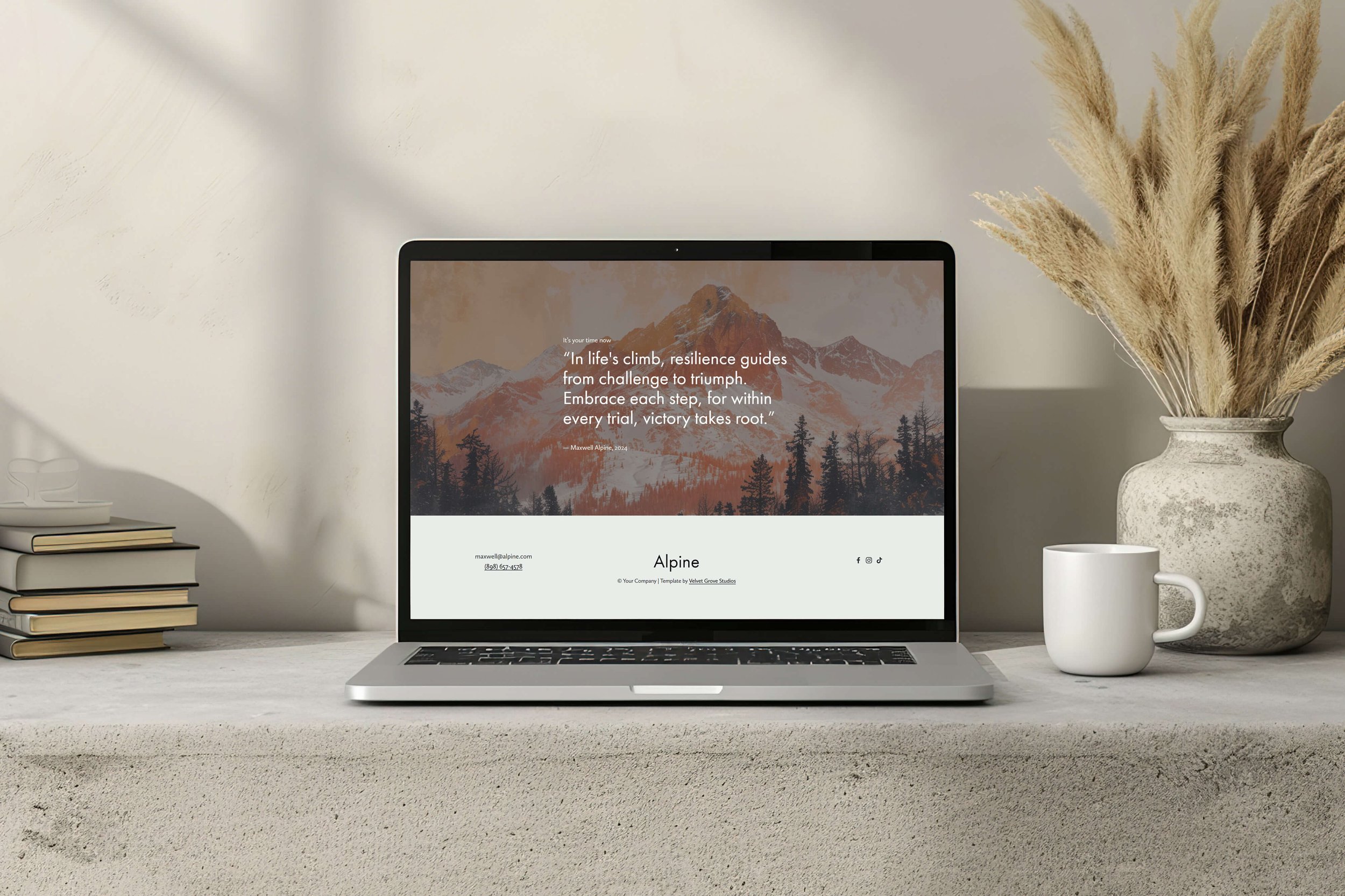 Squarespace-Template-for-coaches-and-therapists---Velvet-Grove-Studios---Mockup.jpg