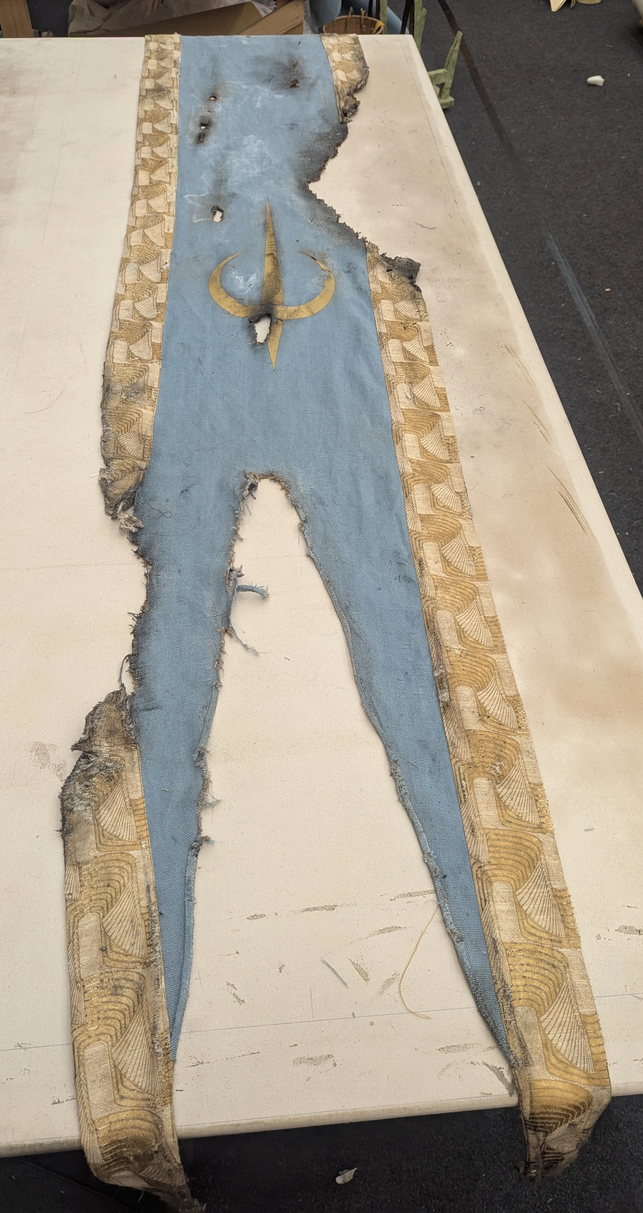 Alan Brooker Drapes, burnt flag for battle set 'Masters of the Universe'