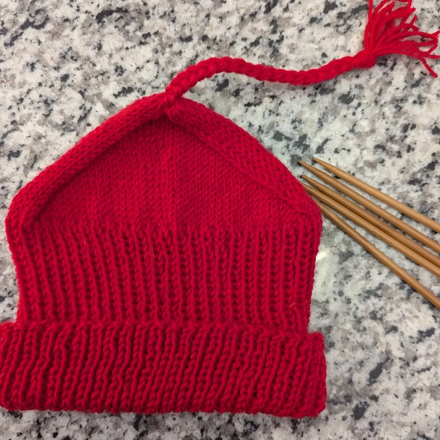 It took me 3 weeks and seven cast ons, but I got her done!

Wrote about my adventure with knitting this week on my Feisty Crone substack. Check it out. The links in my bio.