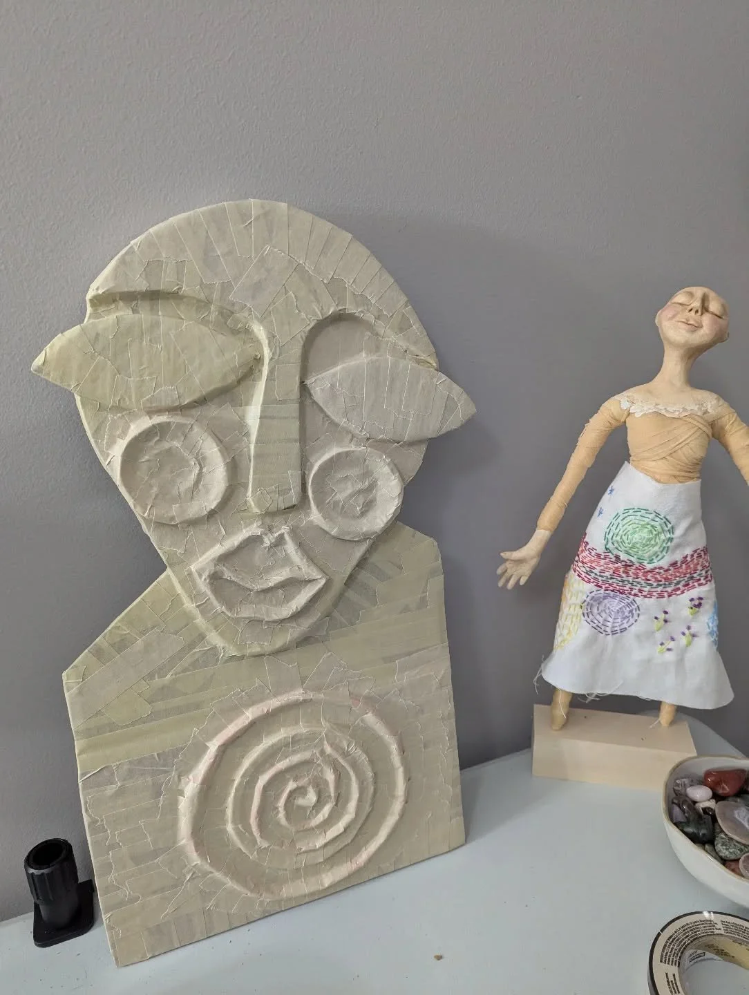 Things that are in the works in my studio. 

This weekend I treated myself to a paper mache class with @osarostiart which has been so much fun. I love paper mache. I love making masks and it's always fun to get to learn from other folks. 

But also t