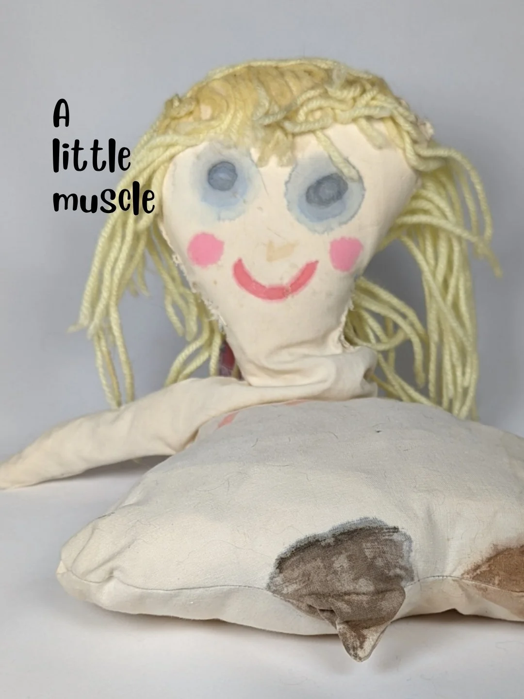 Today in the Equinox Spirit Doll class, we&rsquo;re giving our dolls a little muscle. 

We&rsquo;re wrapping batting around the wire to give them form, because I like my dolls to look and feel strong. Strong shoulders. Strong bodies. A little substan