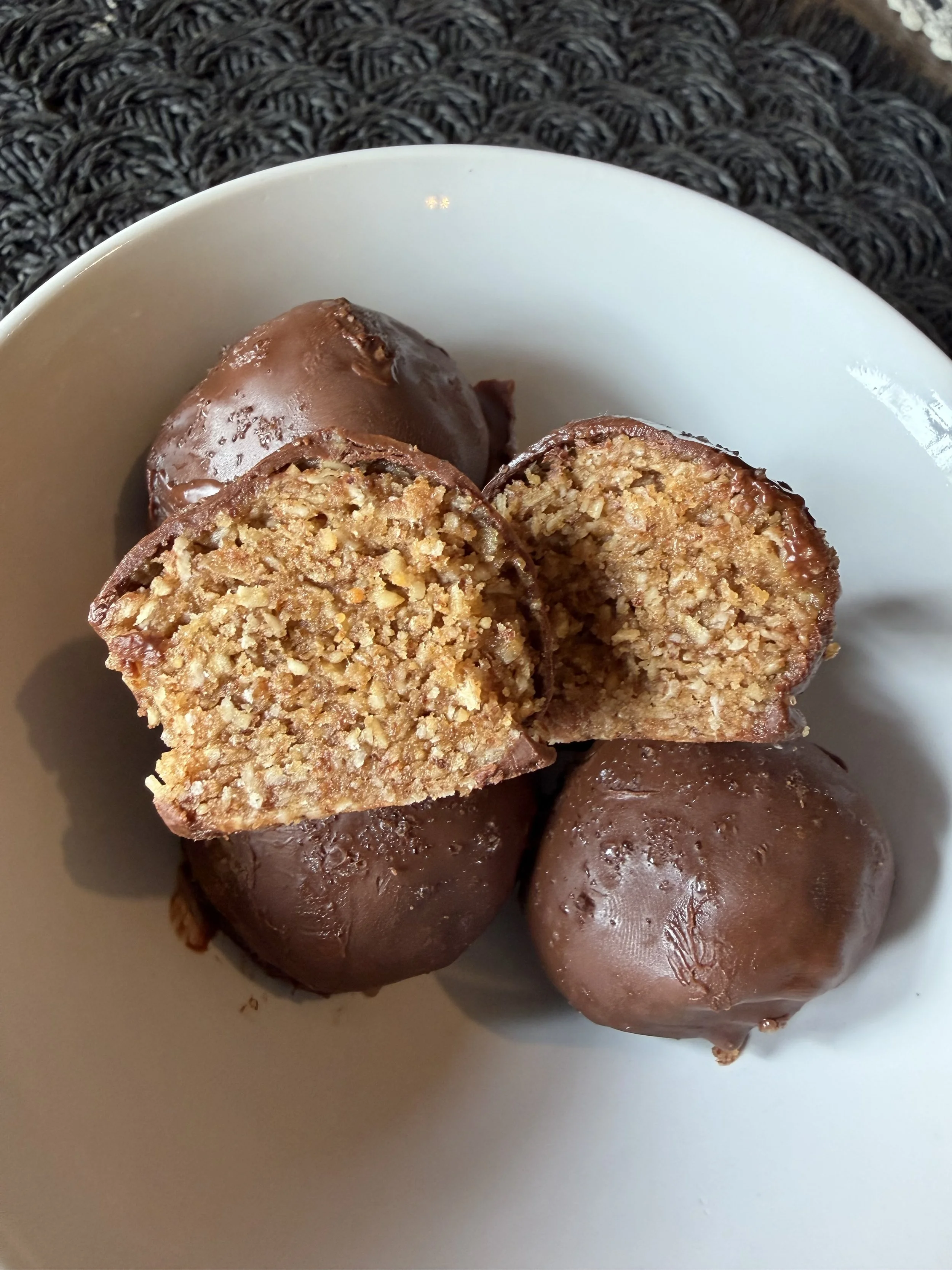 No Bake Cookie Dough Bites