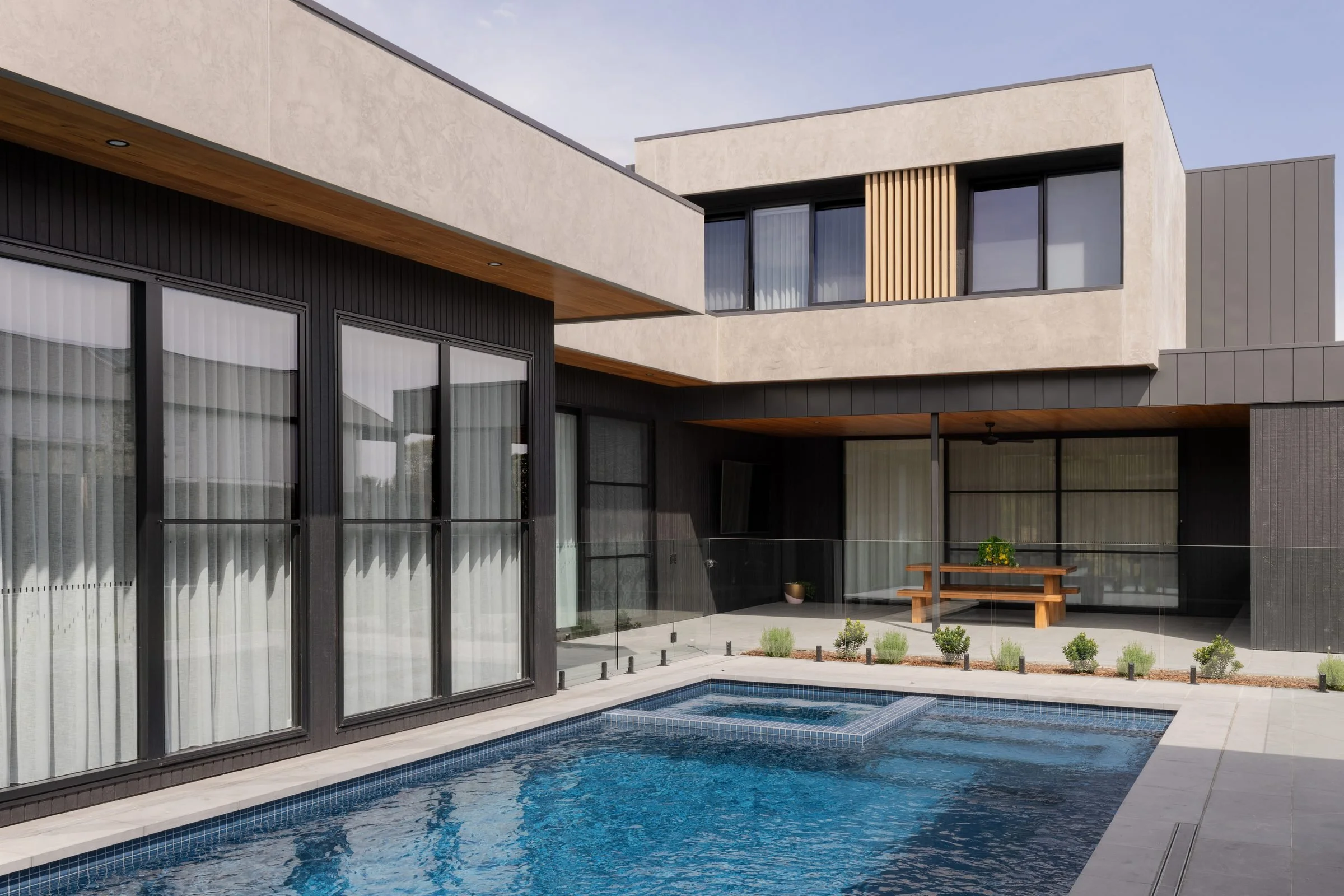 GEELONG AND SURF COAST BUILDERS