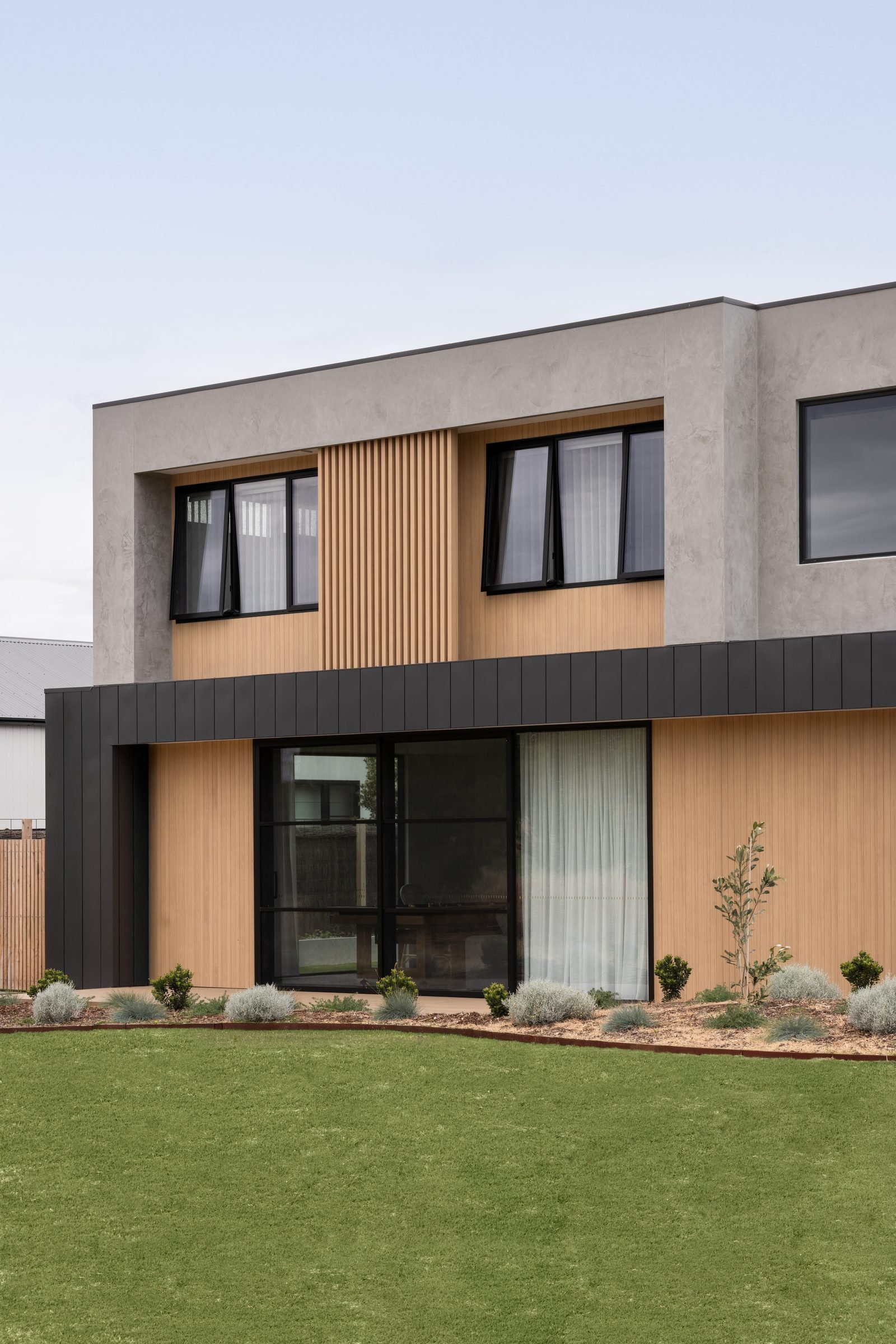 GEELONG AND SURF COAST BUILDERS