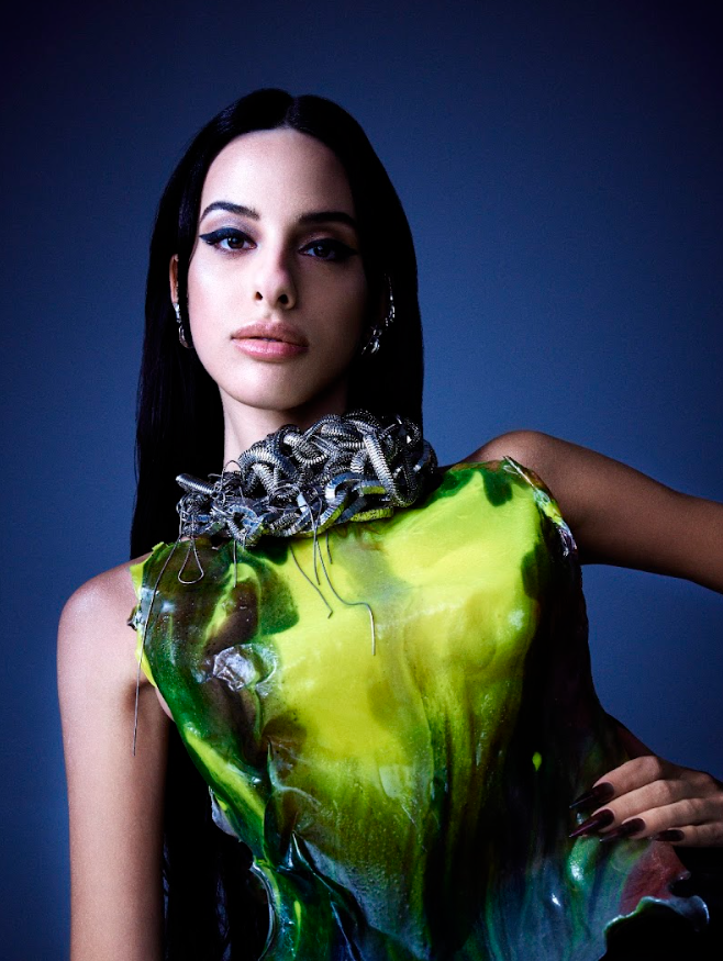 Earrings Loki Patera, ear cuff Loki Patera, necklace Mesh Jewellery Designs, top The Injury