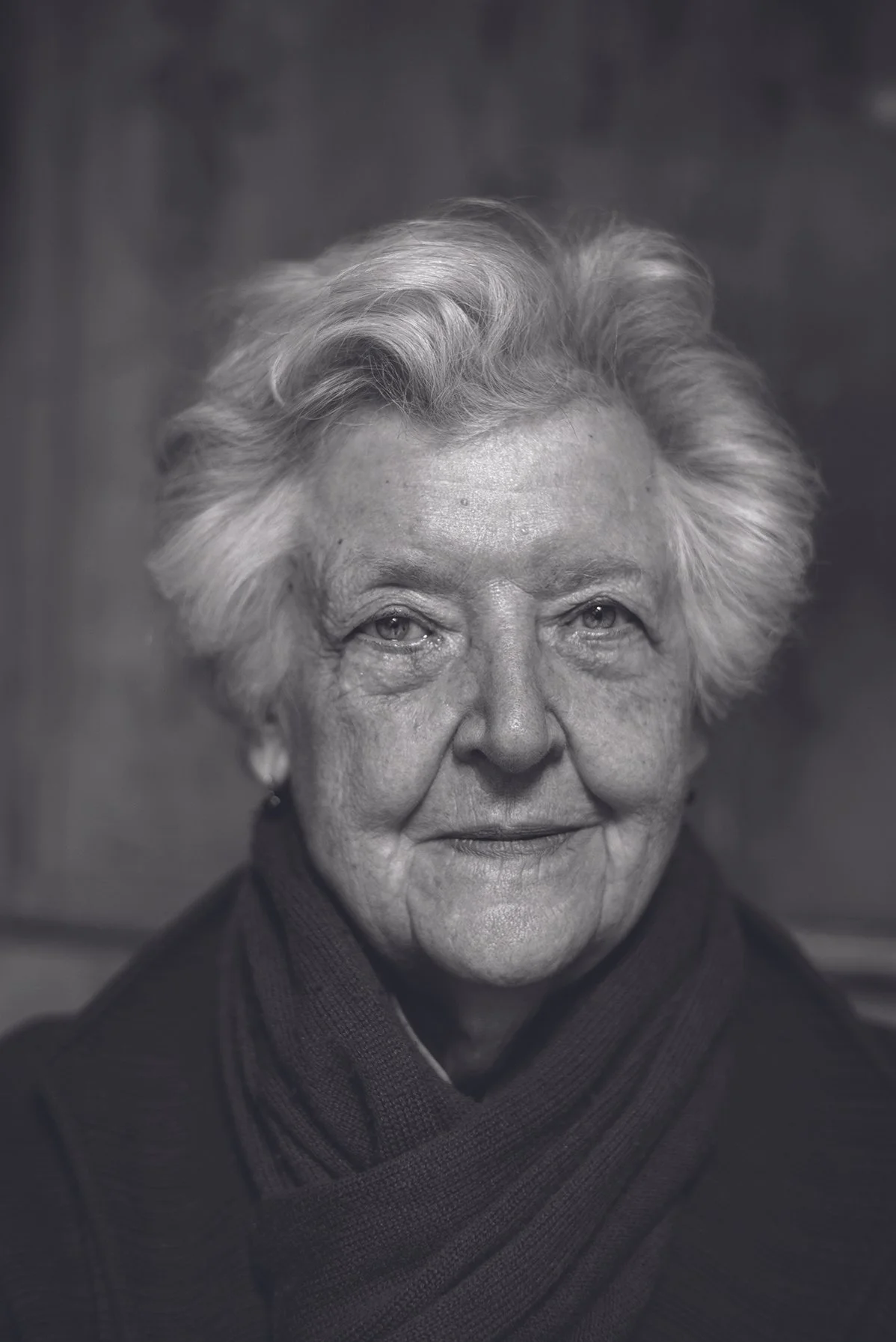 Sheila Hicks, photograph by Brigitte Lacombe, 2023.