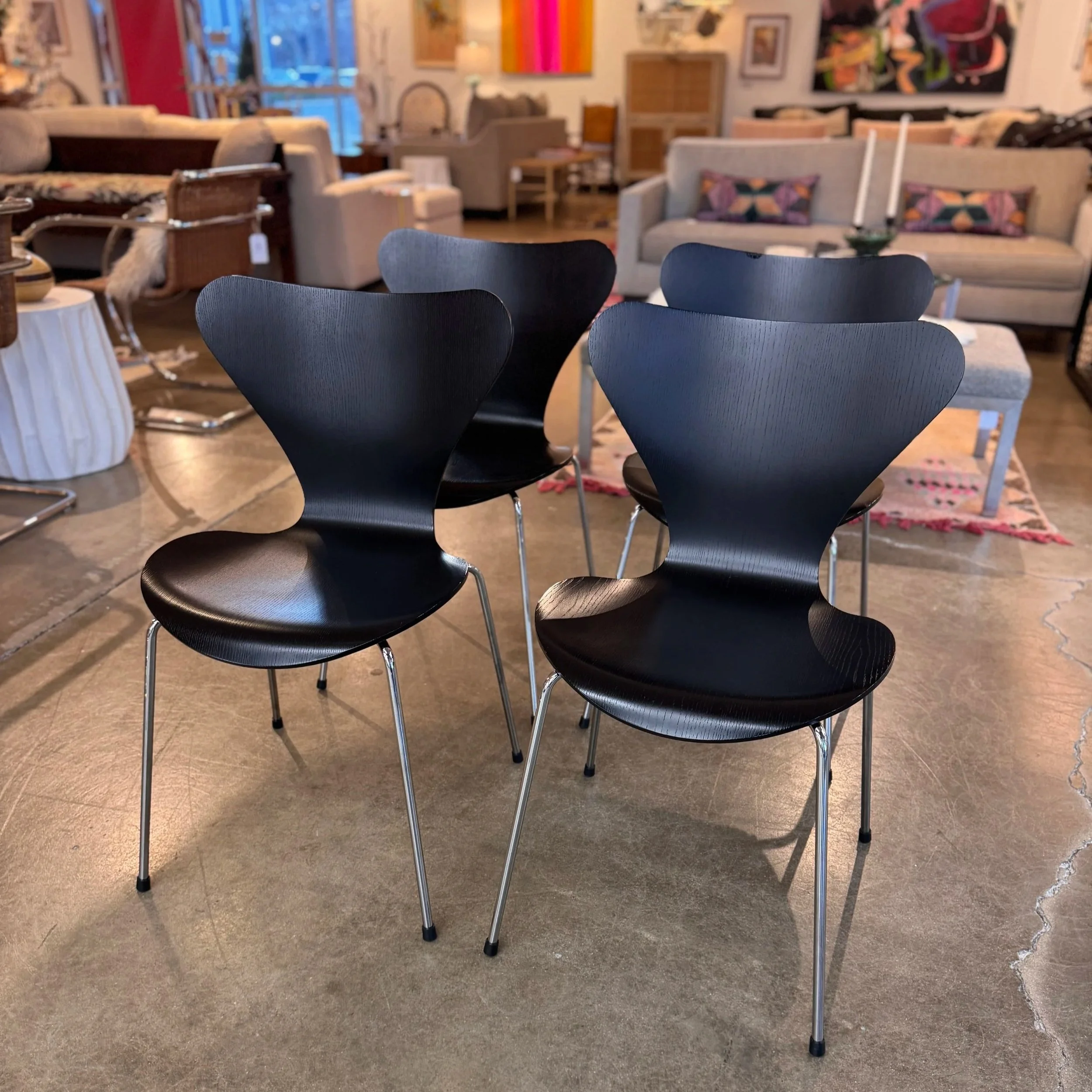 DWR Fritz Hansen Series 7 Chair (x4)