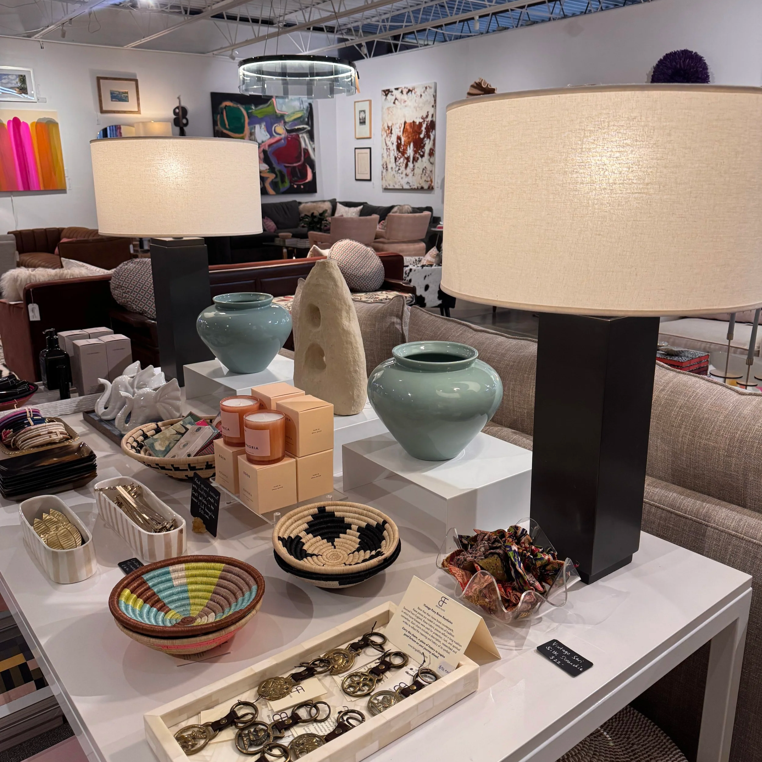 RH Square Column Lamp