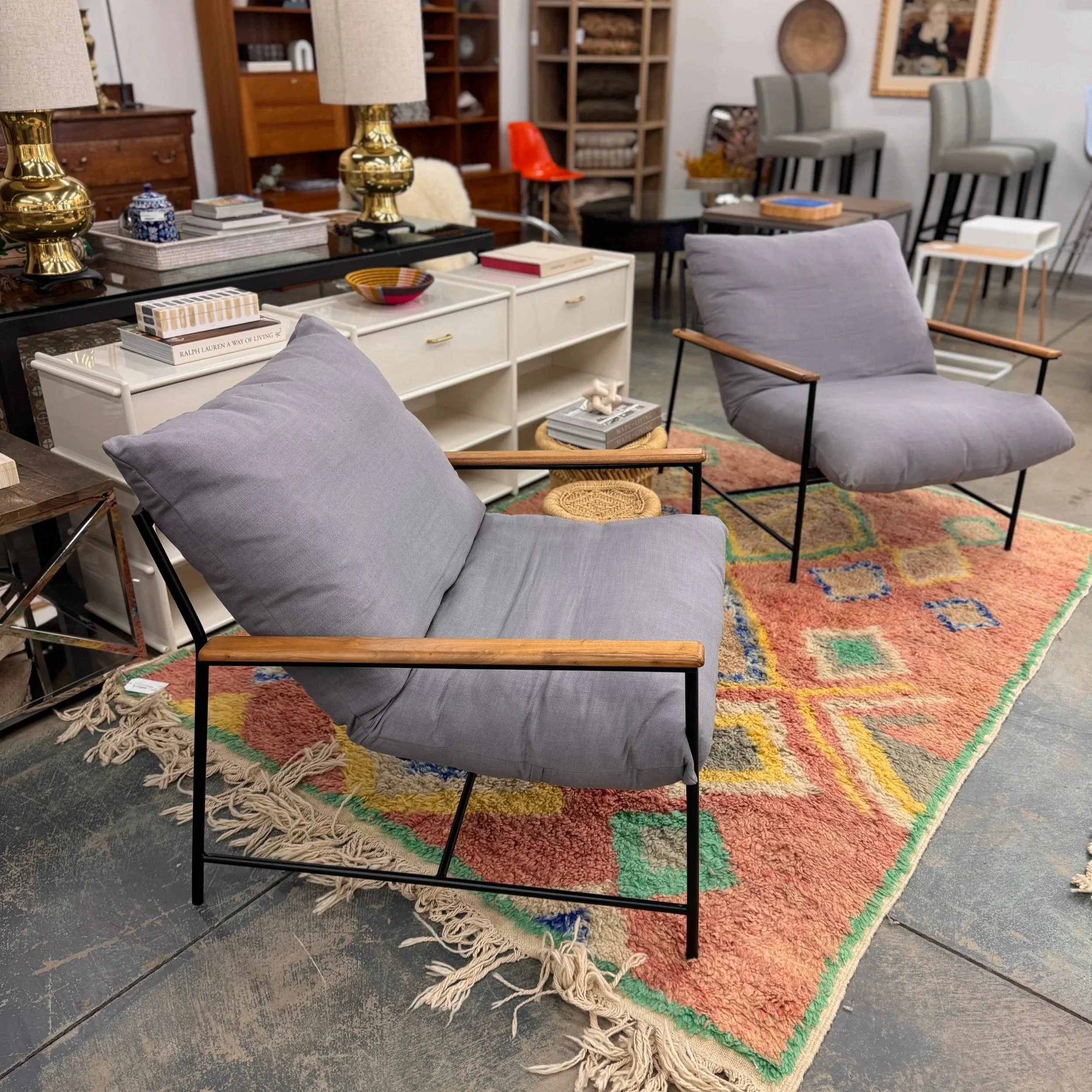 Denver Modern Vail Lounge Chair (32W x 36D x 32H)