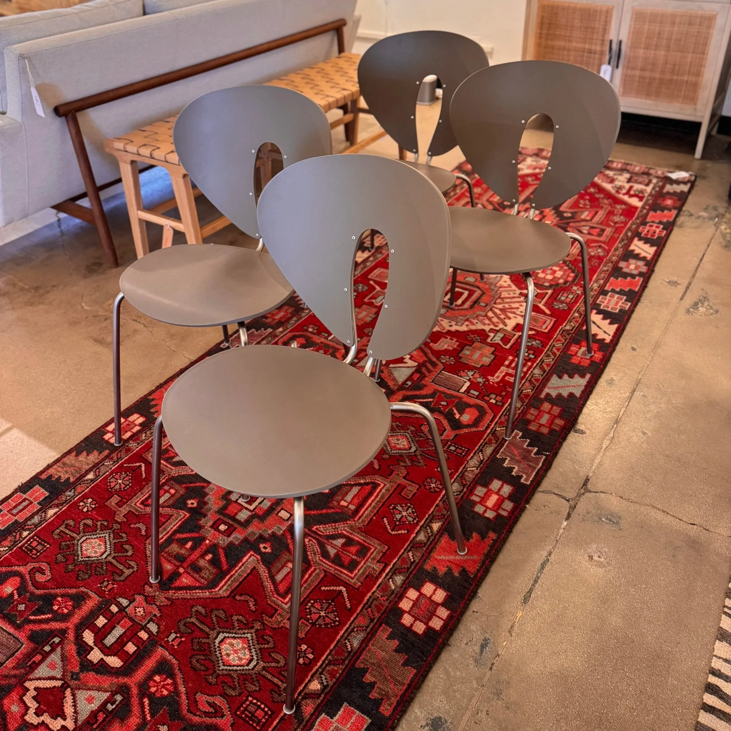 DWR Globus Chair (x4)