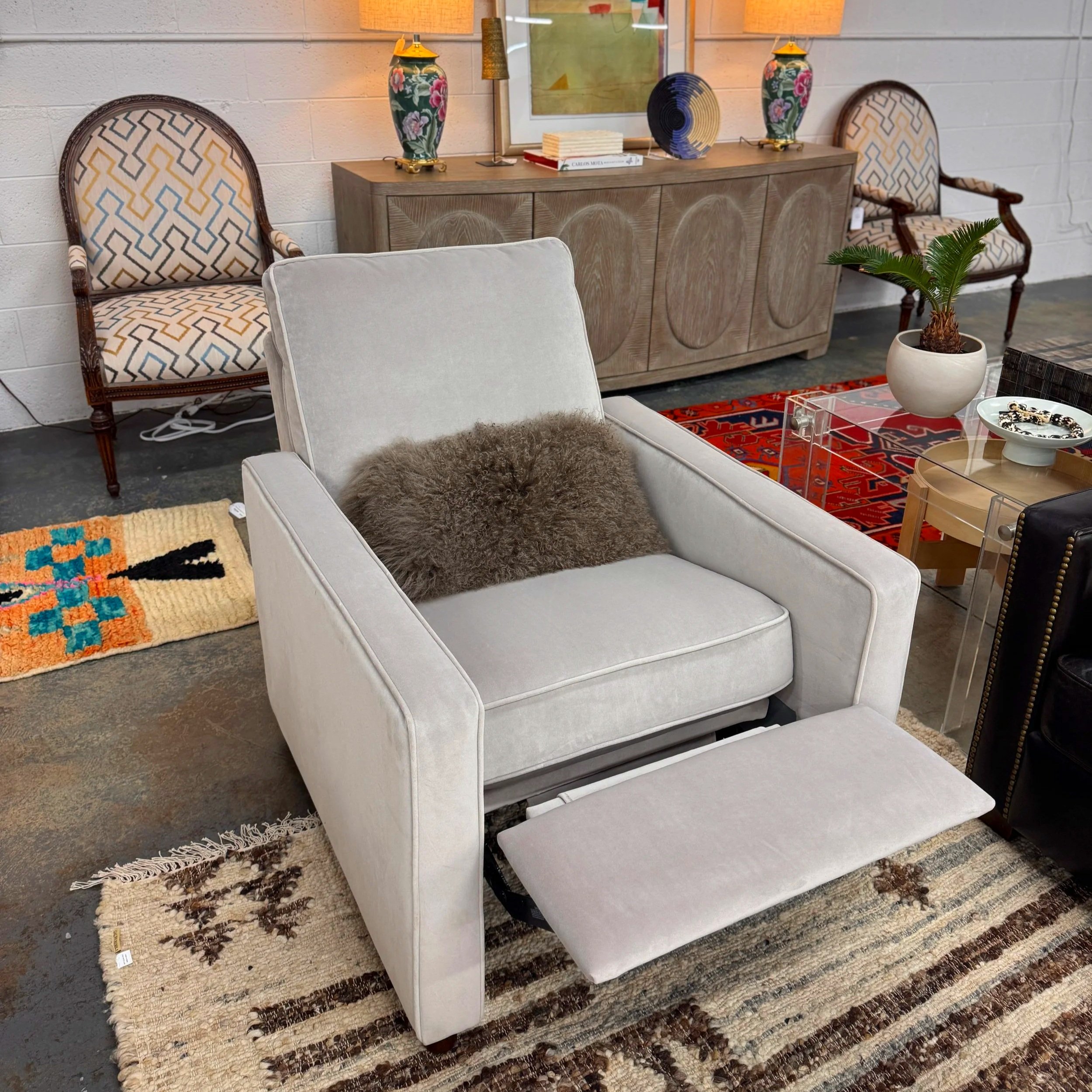Interior Define Recliner