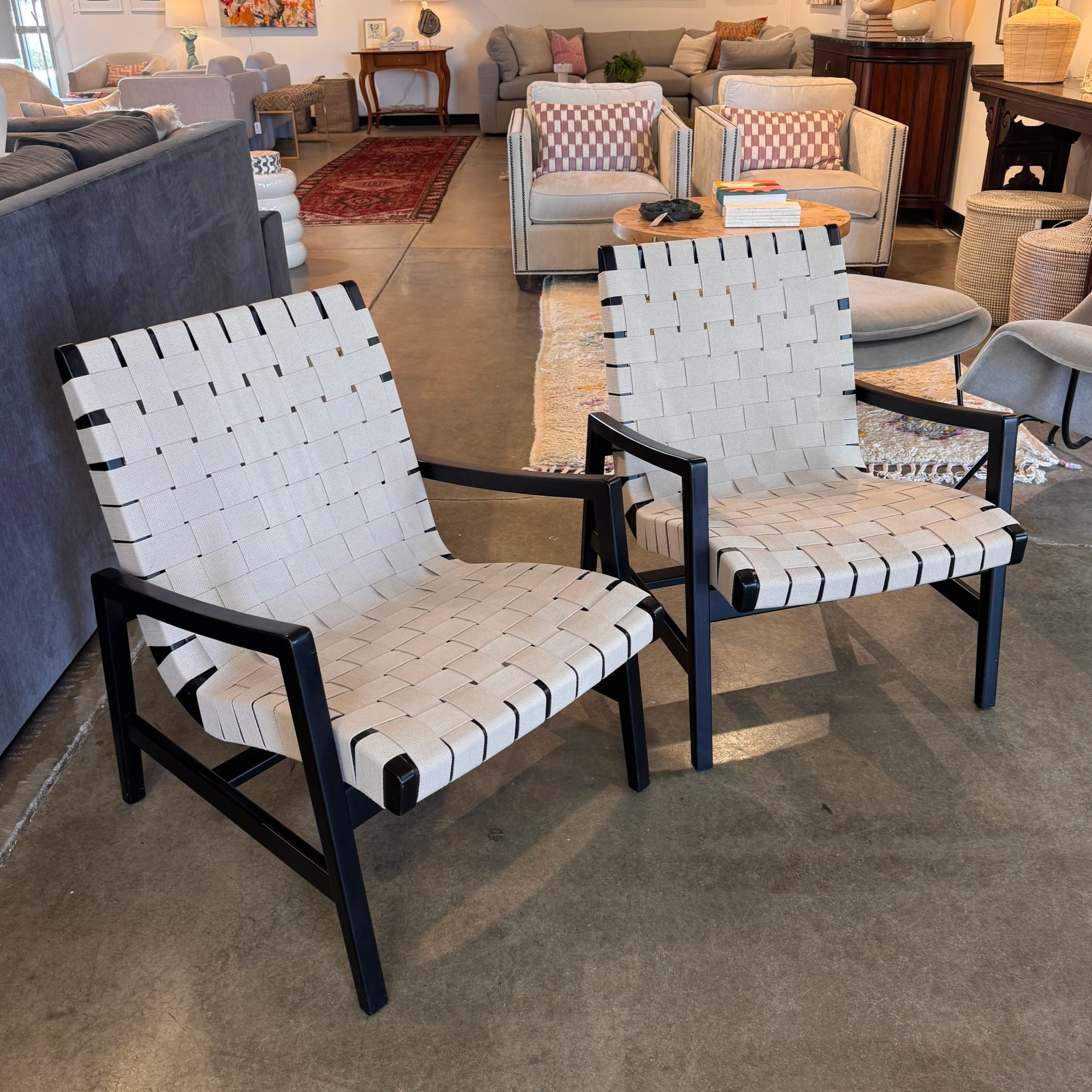 Knoll Risom Lounge Chair - 24W x 28D x 16H
