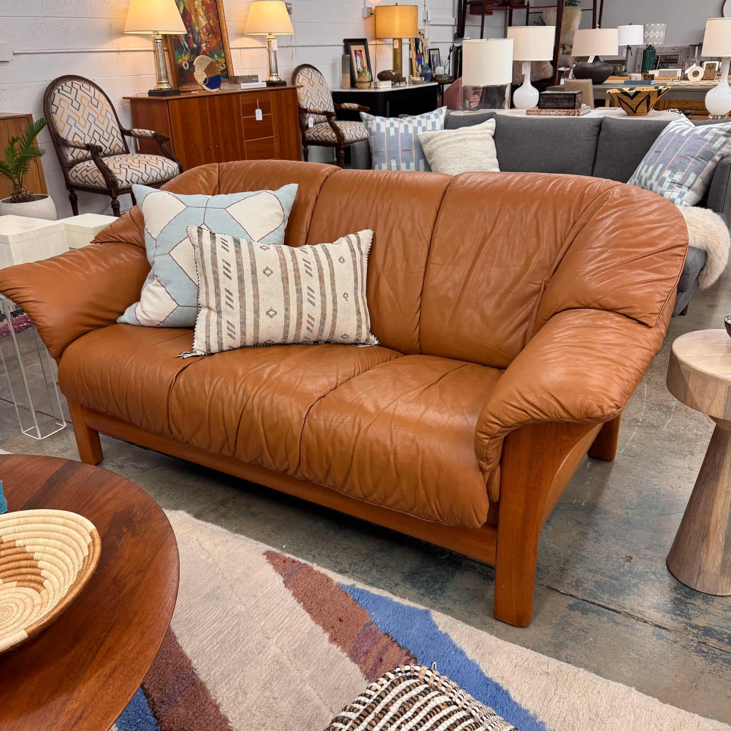 SOLD - Vintage Ekornes Stressless Leather Loveseat (68W x 33D x 31H)