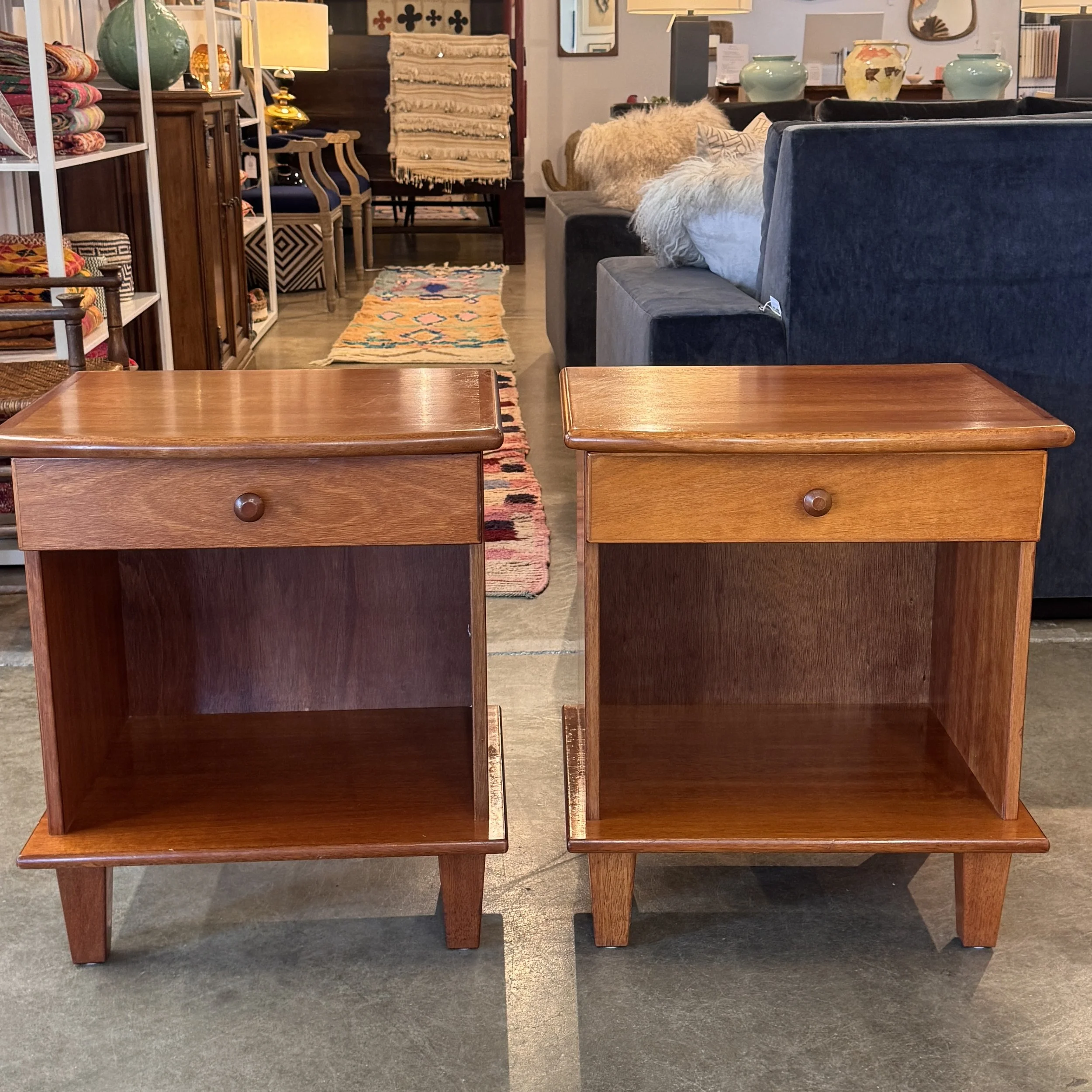 Scandinavian Design Nightstand (20.5W x 16.5D x 24H)