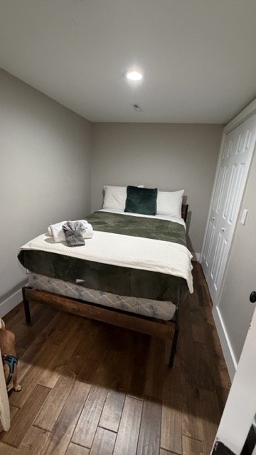 Taupe Double Room in the Creamery