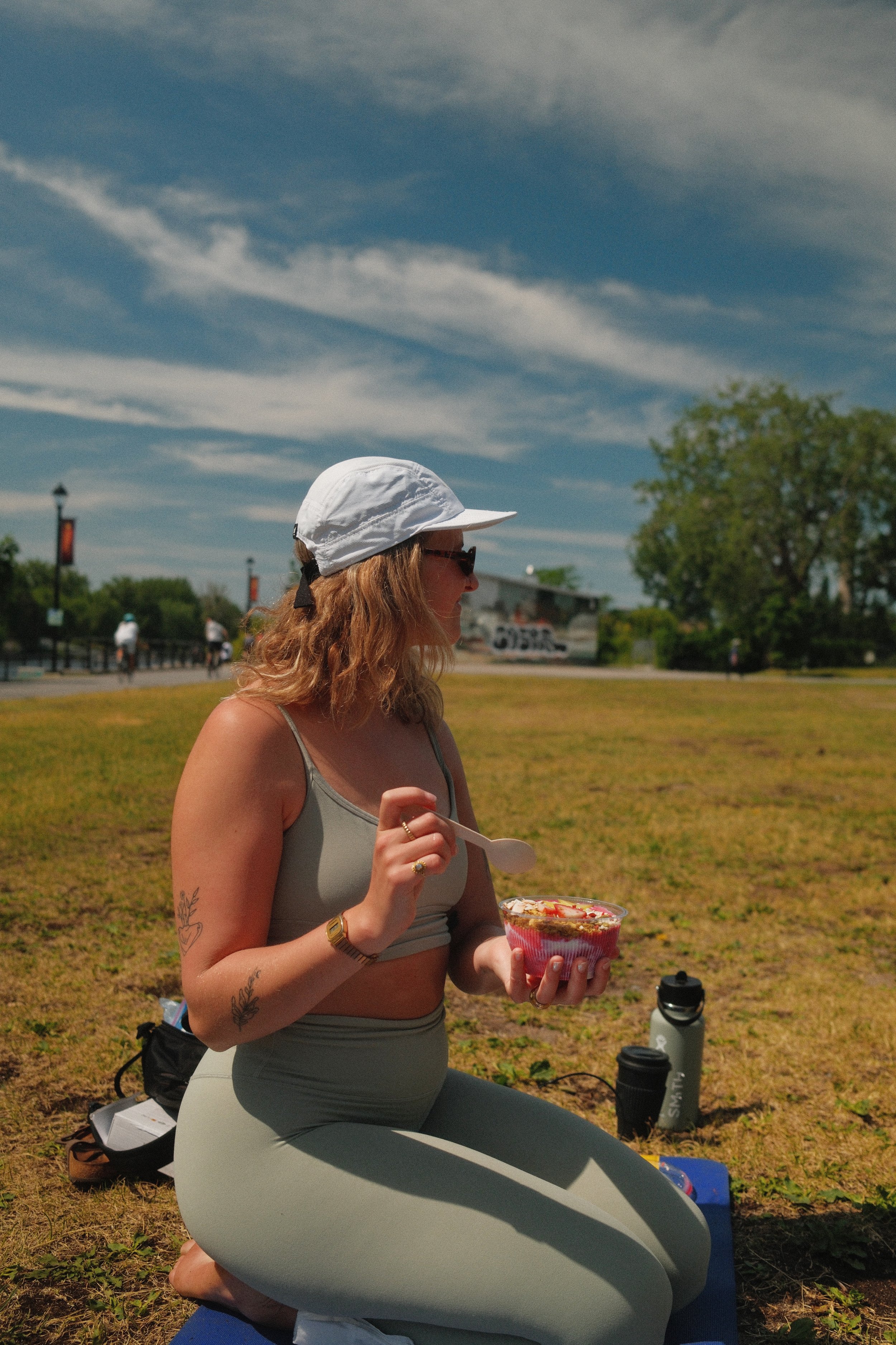 SOLSTICE RESET: YOGALATES &amp; SMOOTHIE BOWLS (CANAL LACHINE)
