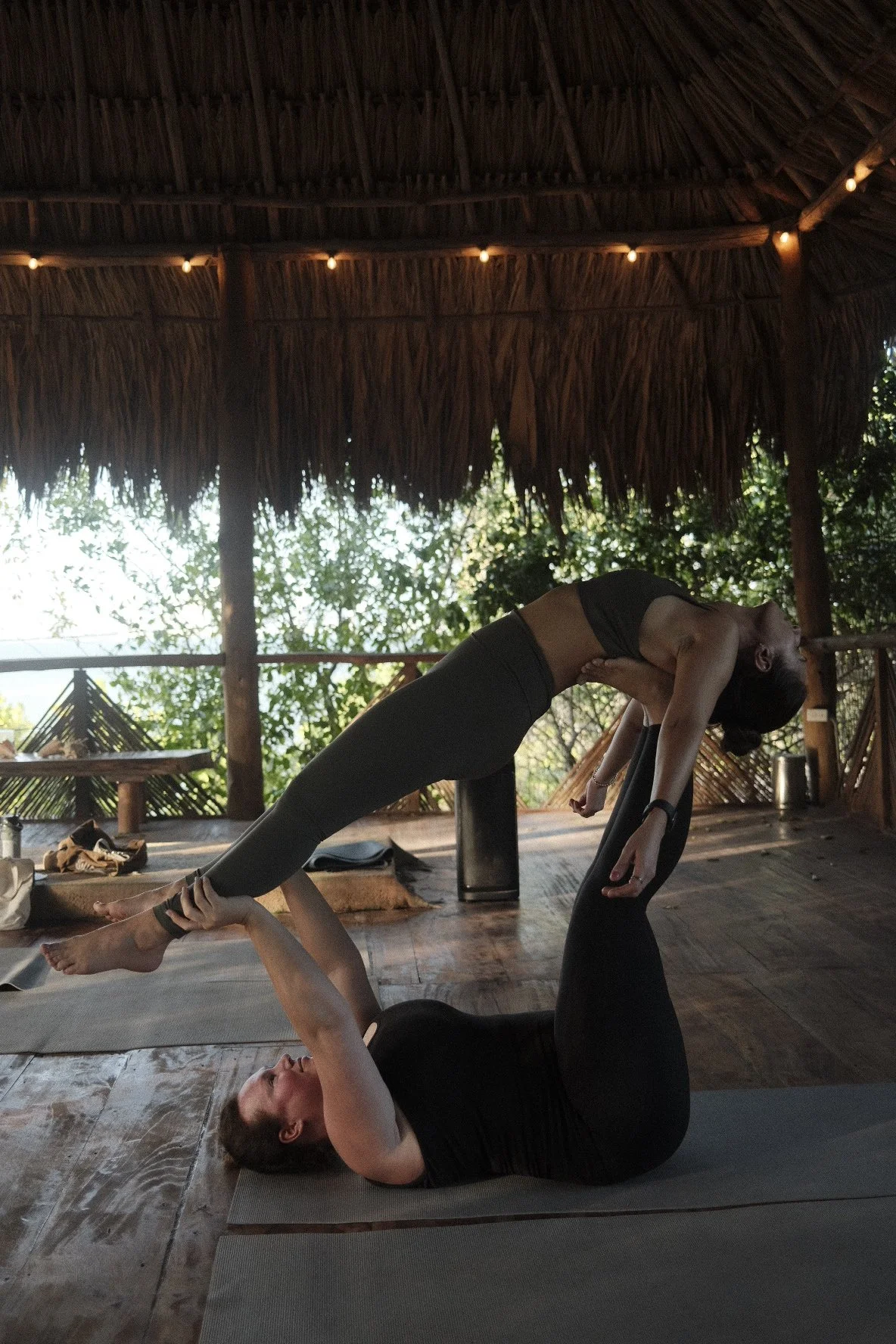 Yoga à DEUX (acroyoga) au parc Jarry 