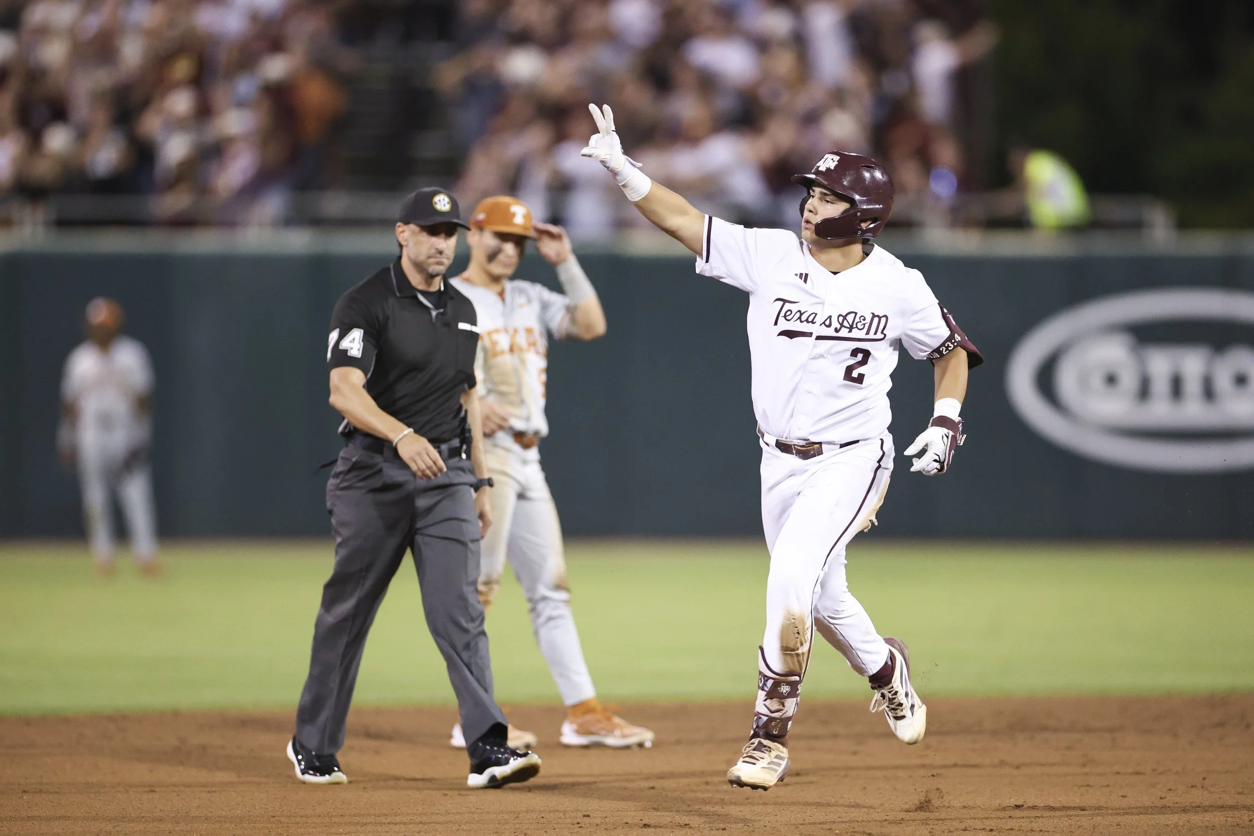 20260410_BA_GAME_TEXAS_CD_0177.jpg