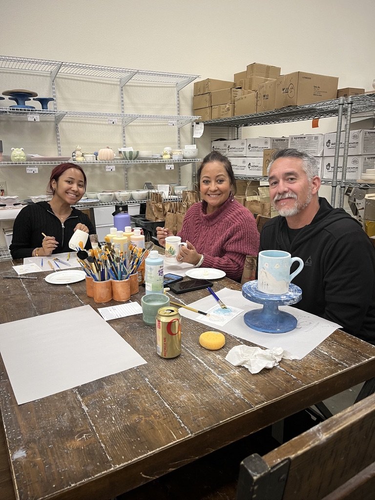 Creative Collaboration: Making Art Over Coffee at Mud Hut