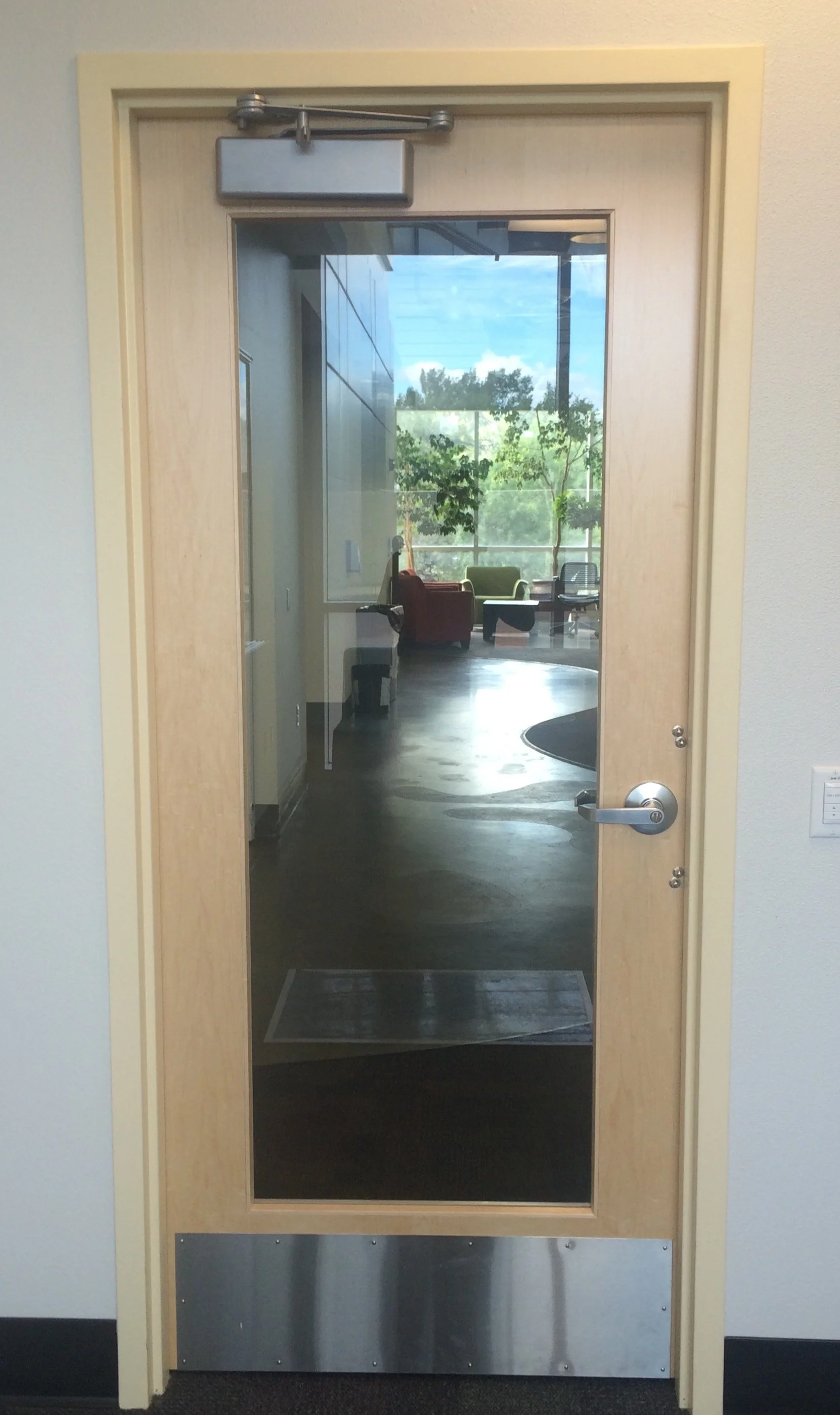 Commercial Full Glass