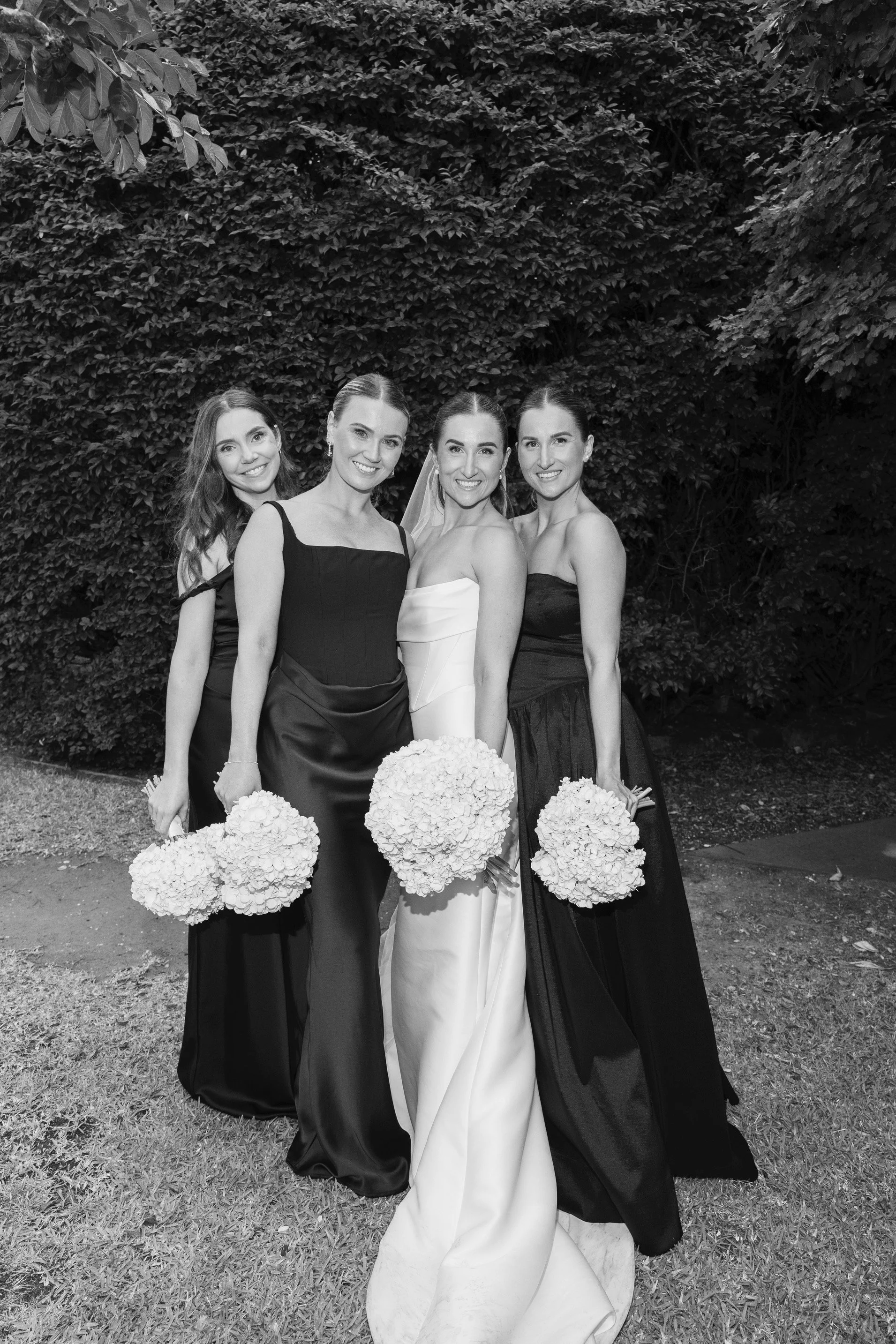 bridal party makeup bells at killcare