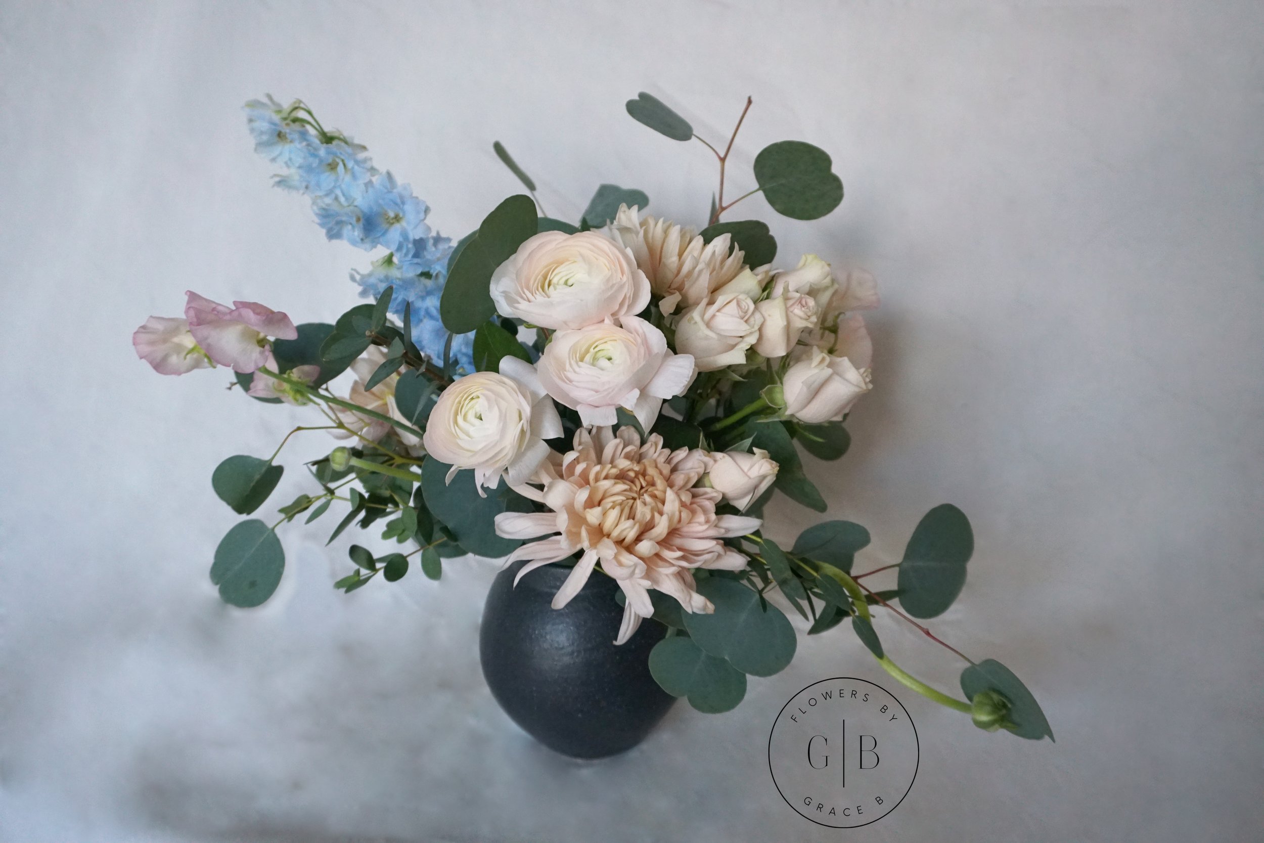 pleasant prairie flower arrangement, vased flower arrangement in pleasant prairie wi, pleasant prairie flower delivery