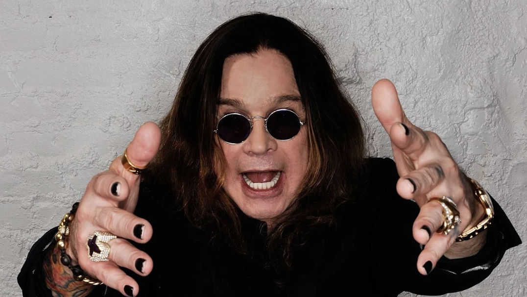 Remembering Ozzy Osbourne: Legendary Rocker’s Final Concert and Fan Tributes