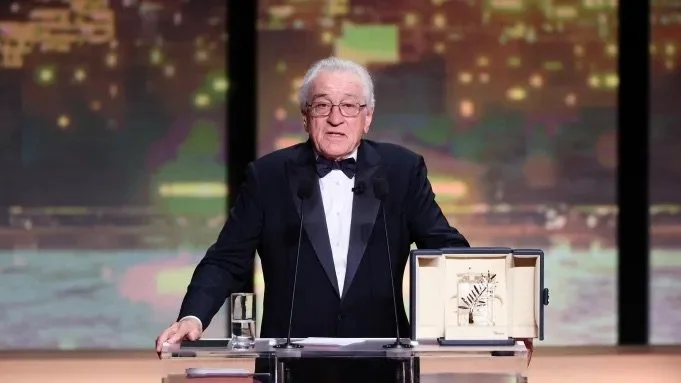 Robert De Niro Slams Trump as “America’s Philistine President” in Powerful Cannes Speech