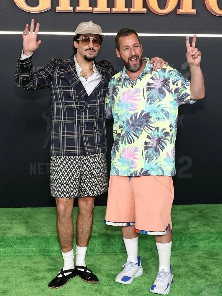 From the fairway to the red carpet! ⛳️📸✨ New York turned into Sandler&rsquo;s Happy Place for the premiere of the much anticipated sequel &lsquo;Happy Gilmore 2&rsquo;.

Adam Sandler, Bad Bunny, Julie Bowen, and more teed off in style.

#HappyGilmor