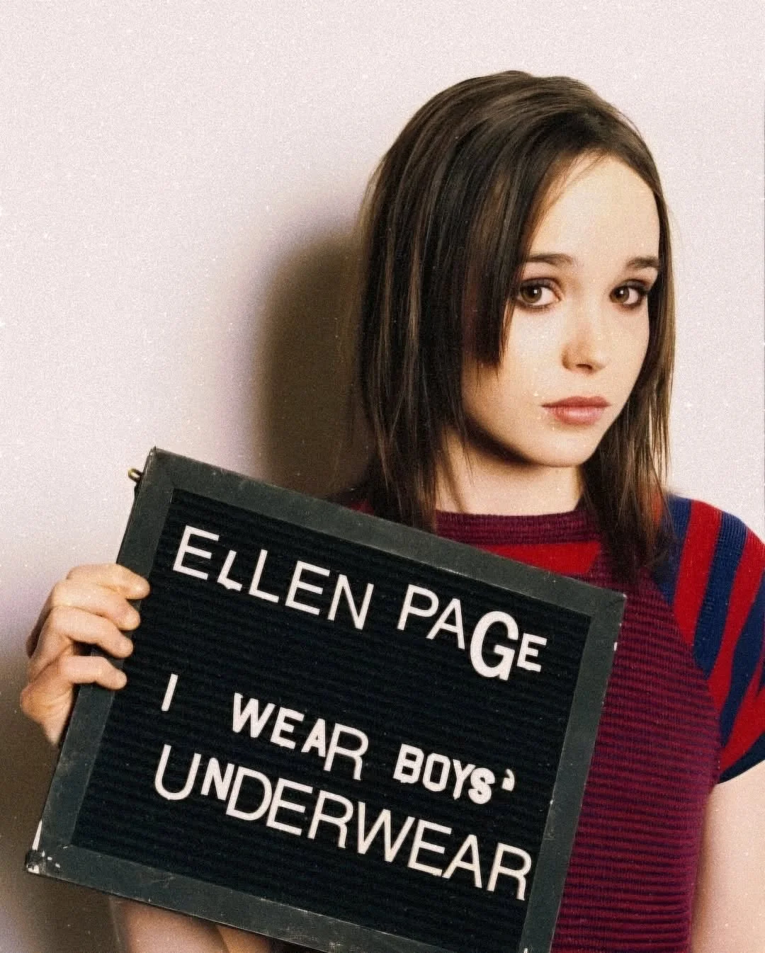 Park City Mugshots from the Sundance Film Festival circa 2007. A series done by Jane Magazine, each star was asked&hellip; &ldquo;What crime would land you in jail?&rdquo; 📸✨🚨

📸: @jasonwallacestudio @sundanceorg 

ᴡᴀɴᴛ ᴛᴏ ᴊᴏɪɴ ᴛʜᴇ ɢʀᴏᴜᴘ?

ꜰᴏʟʟᴏᴡ 