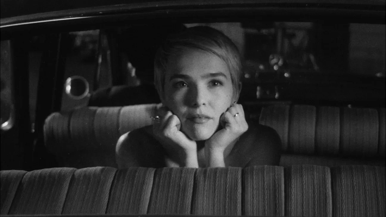 ‘Nouvelle Vague’ Review: Linklater’s Stylish Godard Biopic Mixes French New Wave Lore with Hollywood Charm in NYFF Debut