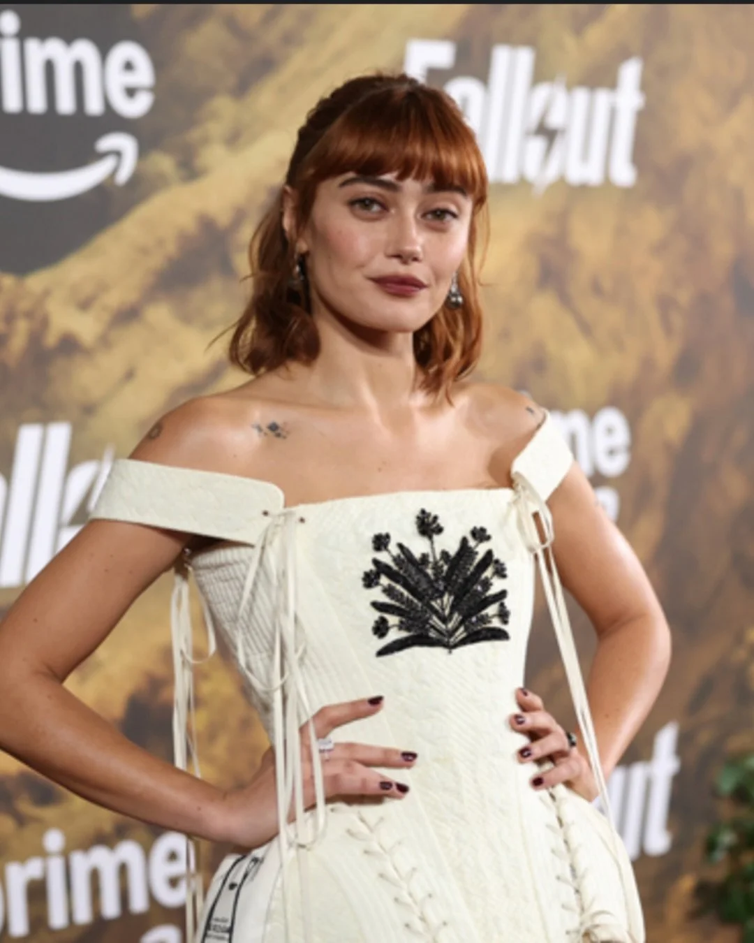 The #Fallout cast hit the red carpet in LA ahead of Season 2 &mdash; and brought some new faces with them.

Ella Purnell, Walton Goggins, Aaron Moten, Kyle MacLachlan, and Xelia Mendes-Jones were joined by Kumail Nanjiani, Macaulay Culkin, and Justin