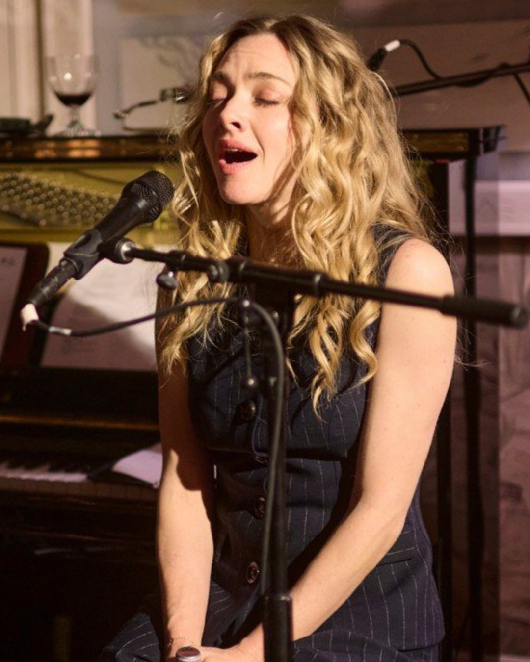 Amanda Seyfried – Live Performance at The Crosby Hotel 