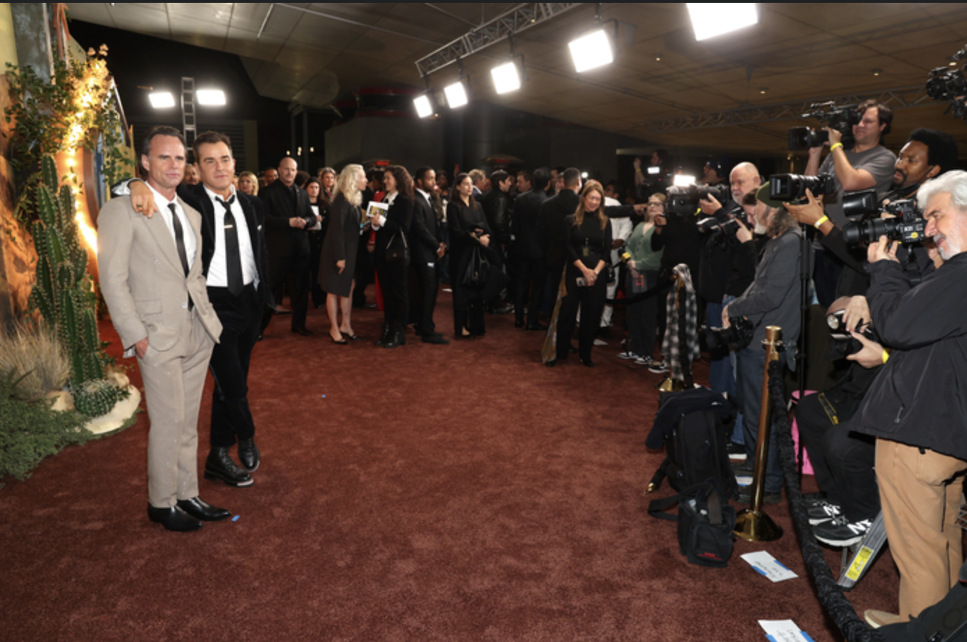 Walton Goggins &amp; Justin Theroux
